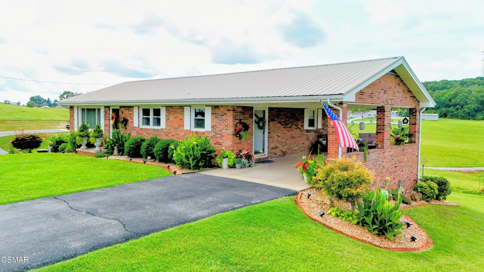 165 Unaka Drive