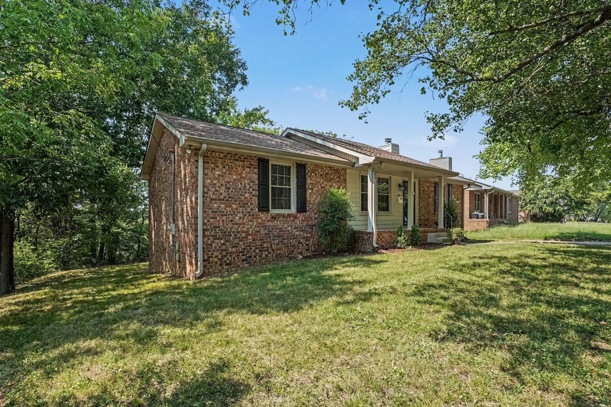852 Fitzpatrick Rd