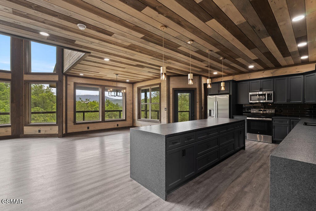 3123 Laughing Pine Lane