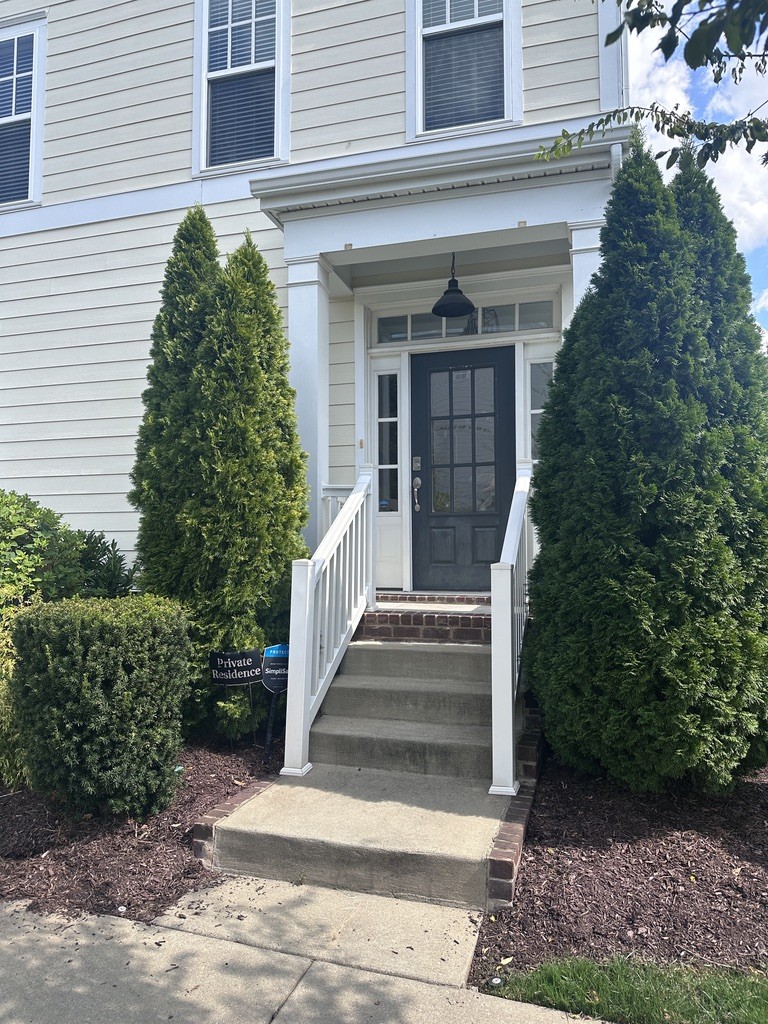 307 Kara Ln