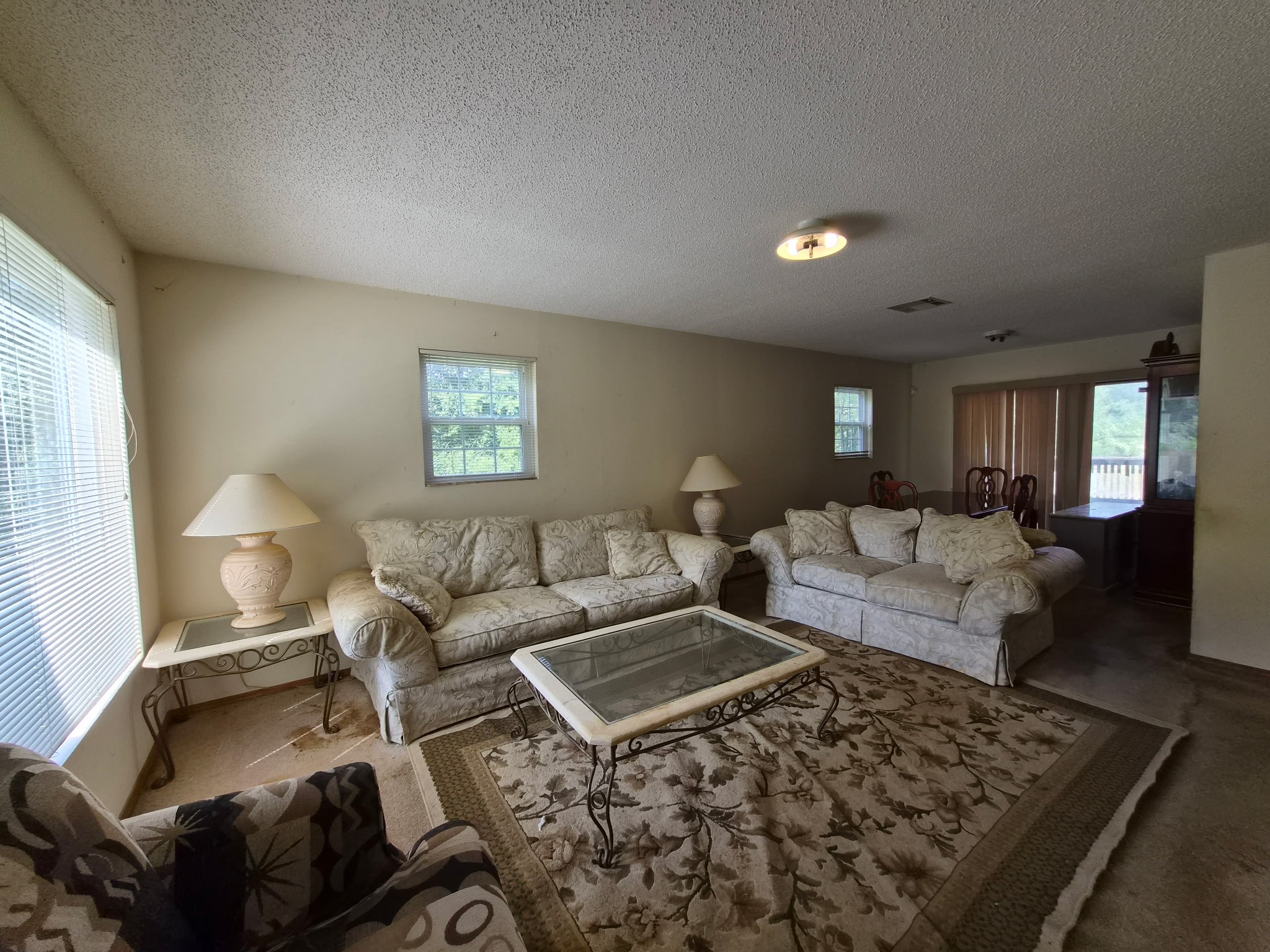 4627 Chestnut Ridge Rd