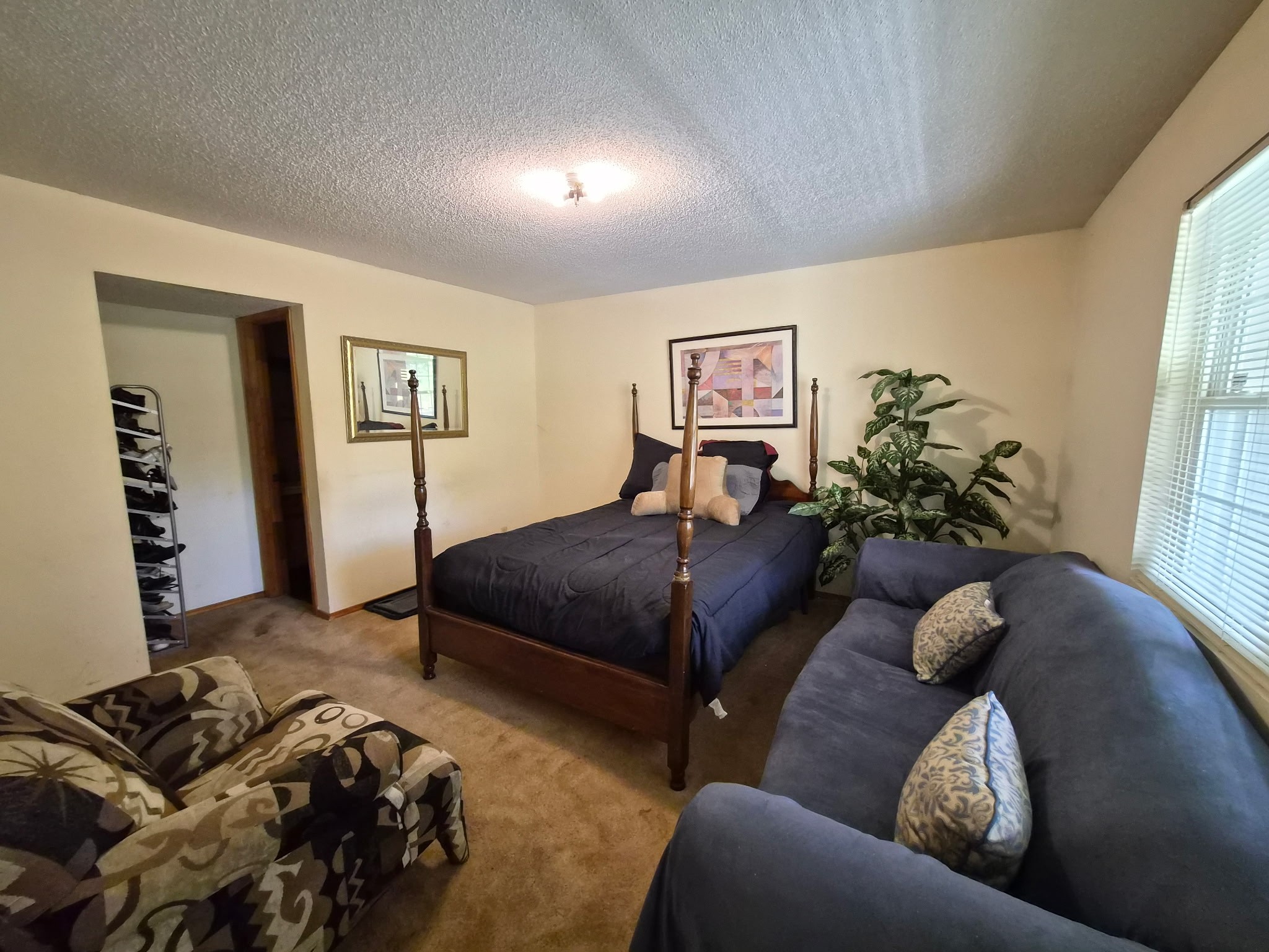 4627 Chestnut Ridge Rd