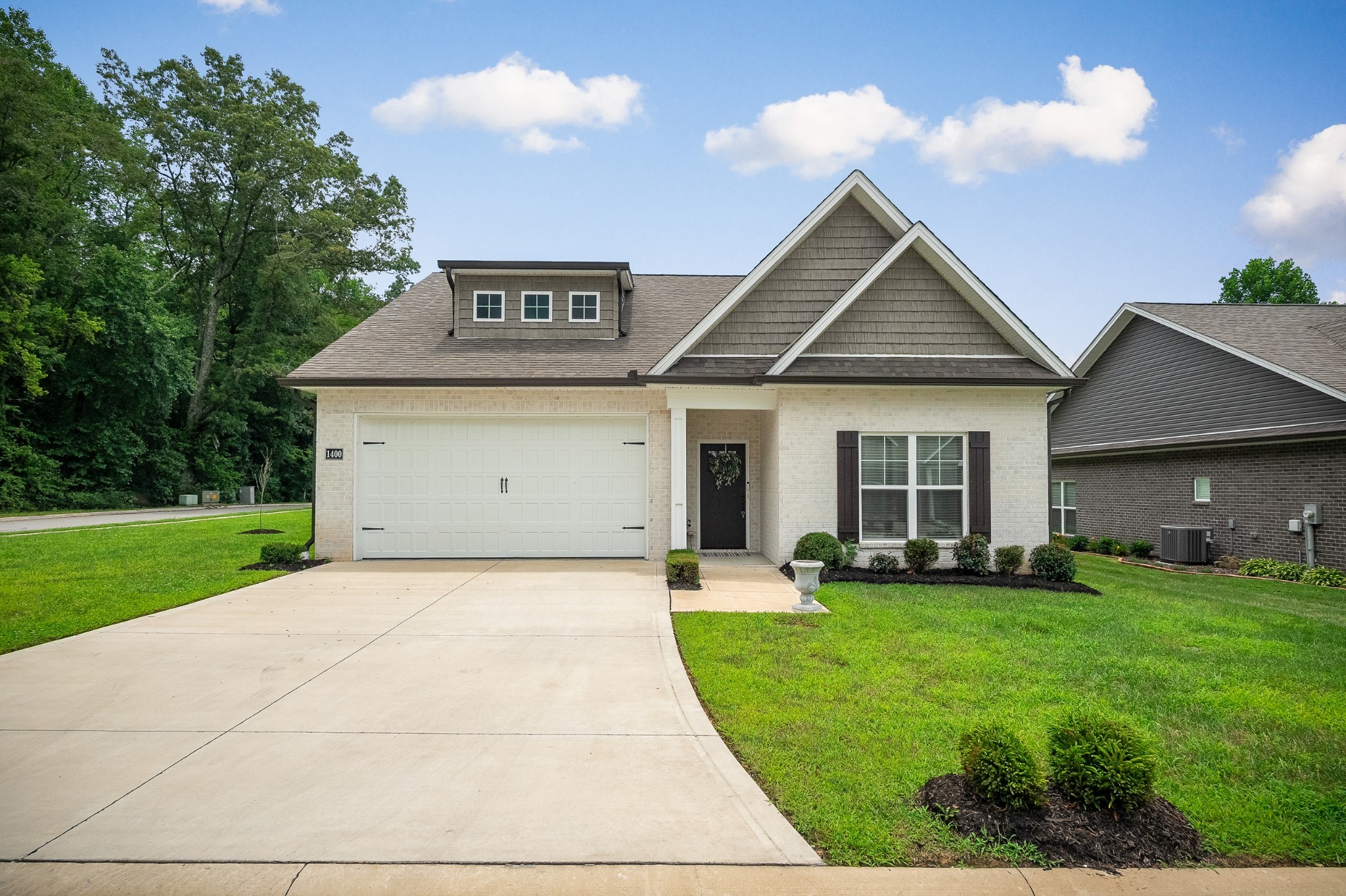 1400 Village Loop