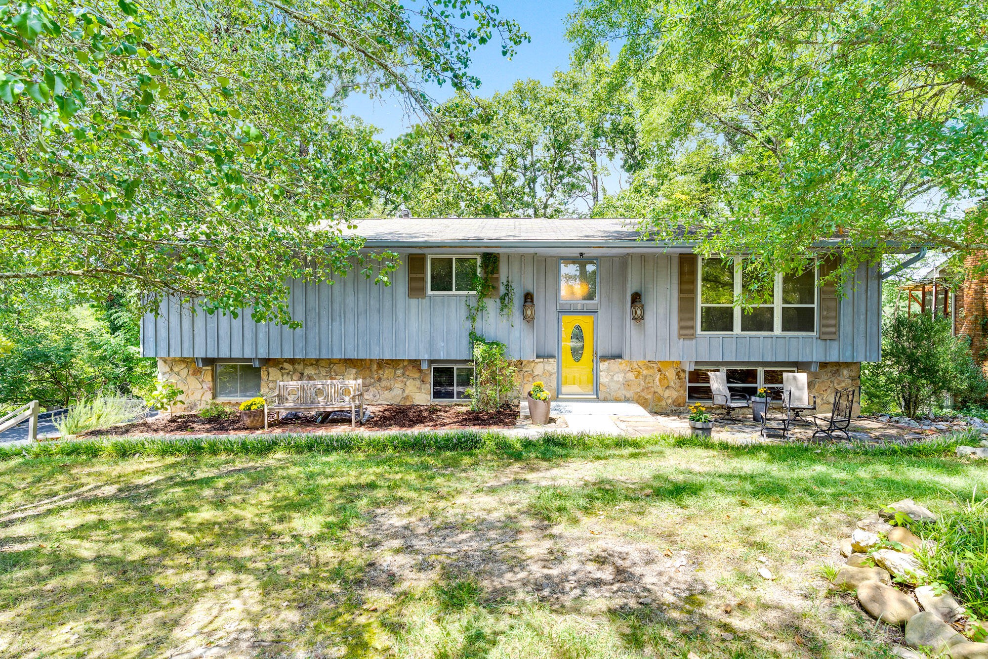 1405 Highcrest Court