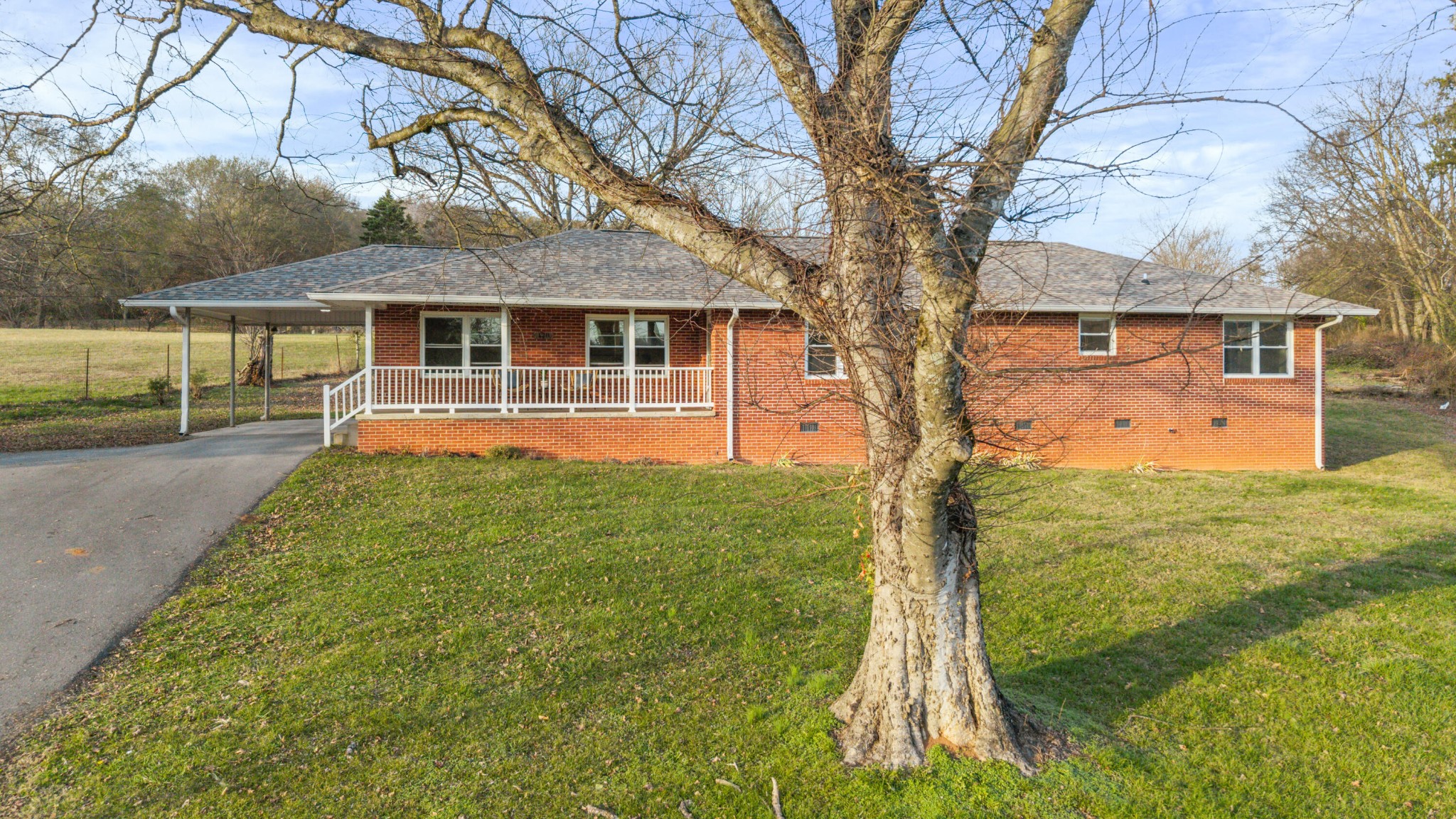 128 Scott Street, NE