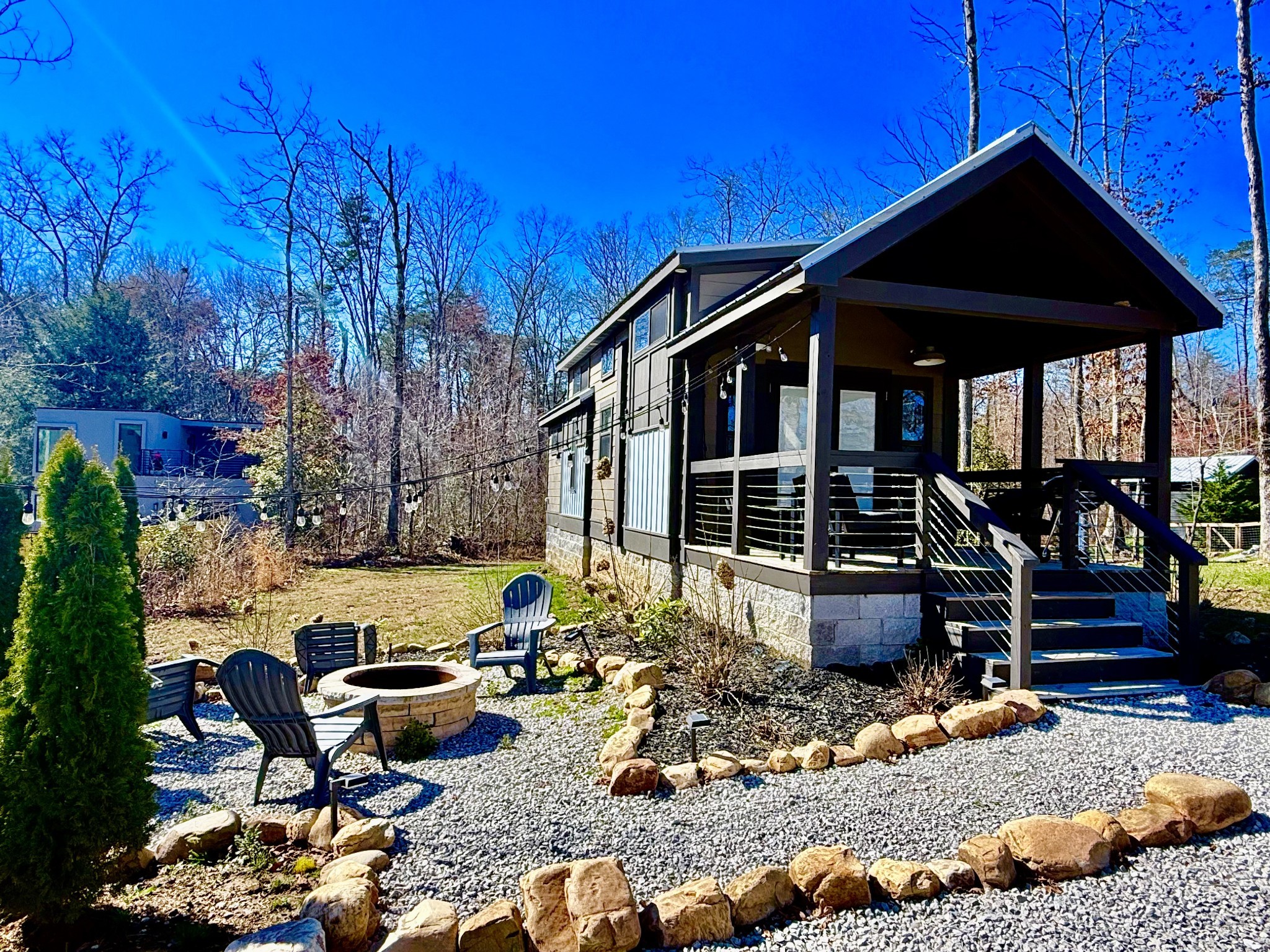 122 Hemlock Cv