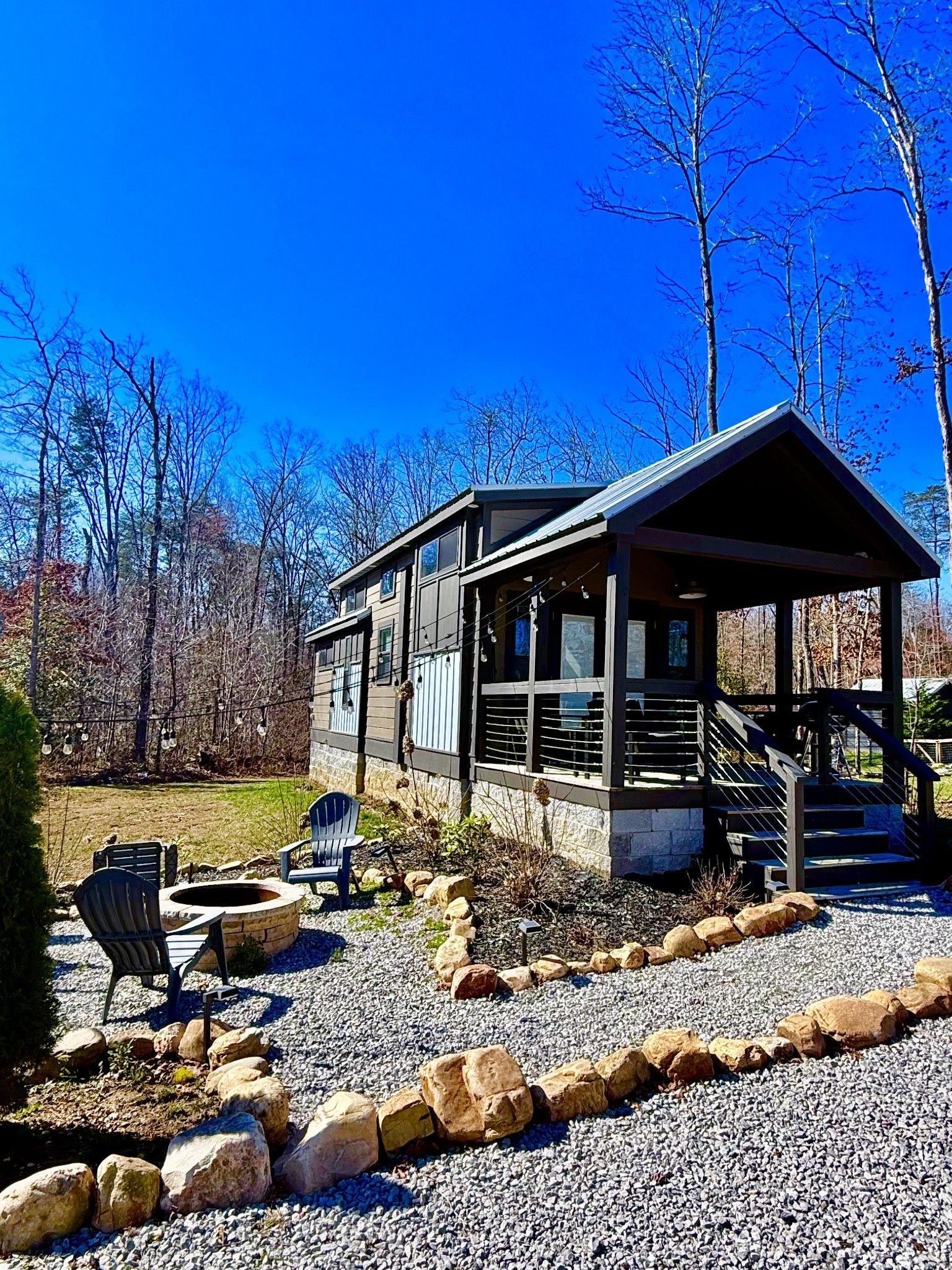 122 Hemlock Cv