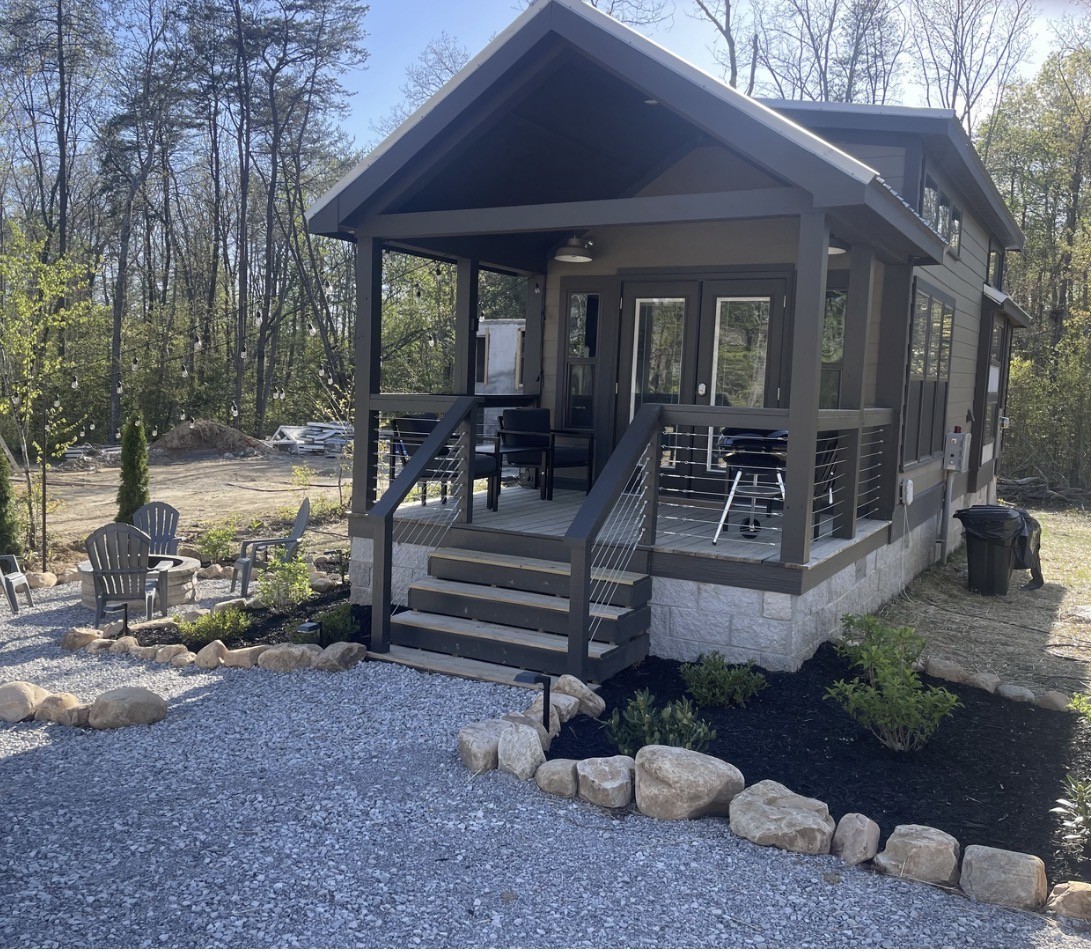122 Hemlock Cv