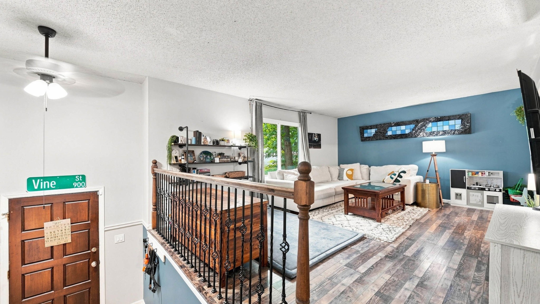 809 N Valleywood Circle