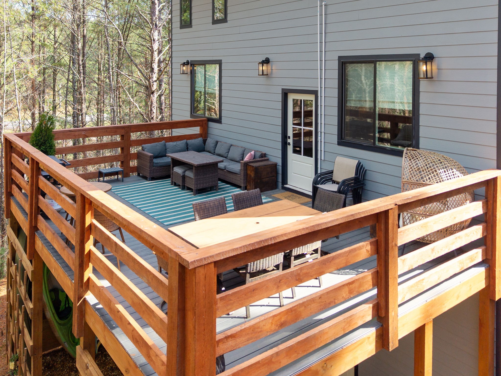126 Hummingbird Way