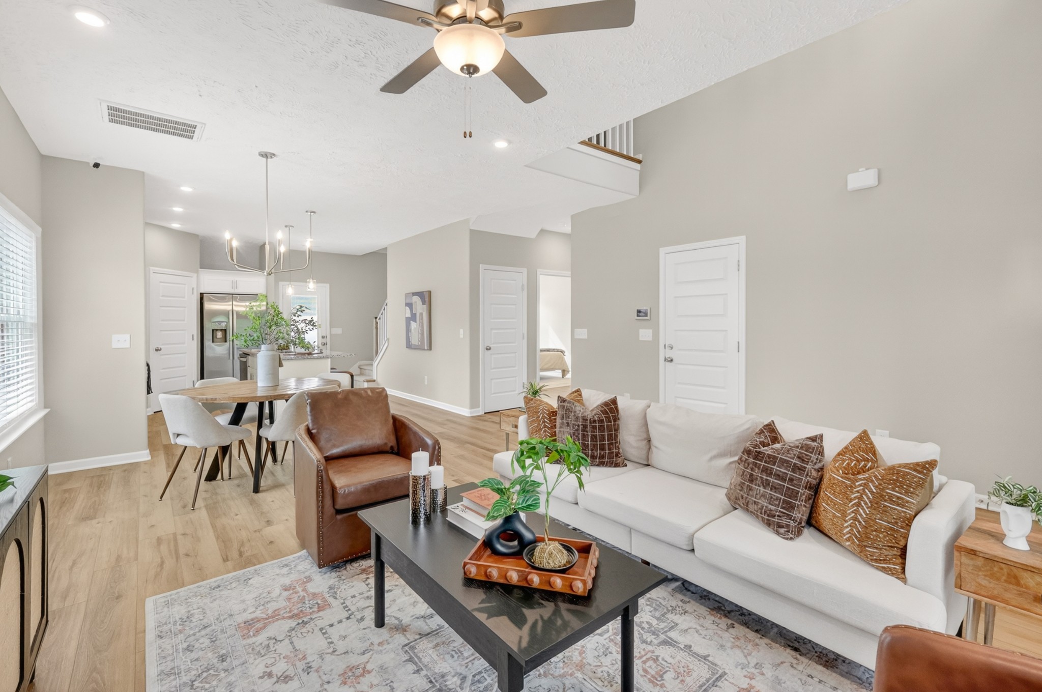 27 Laurel View St