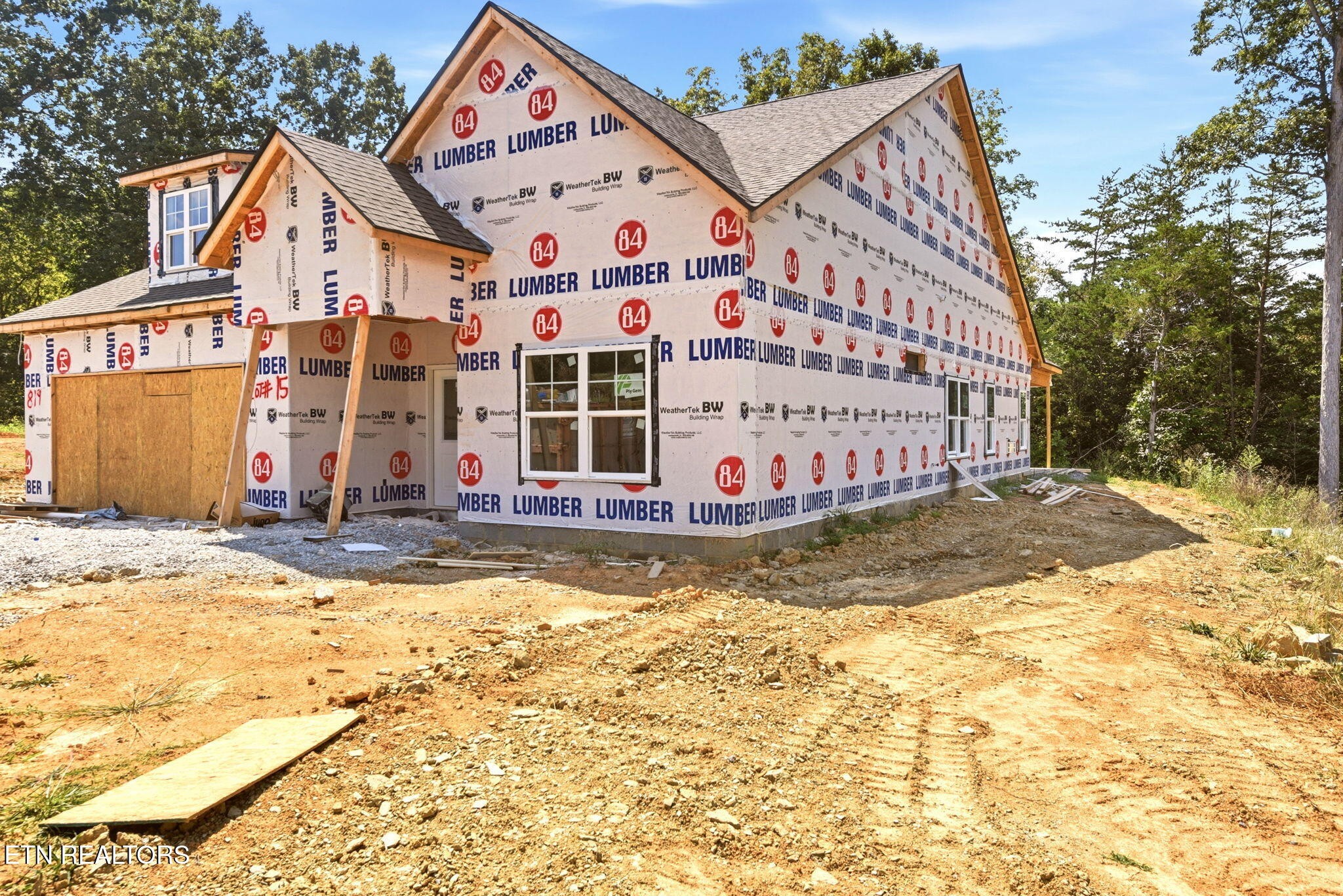 819 Greenhead Lane