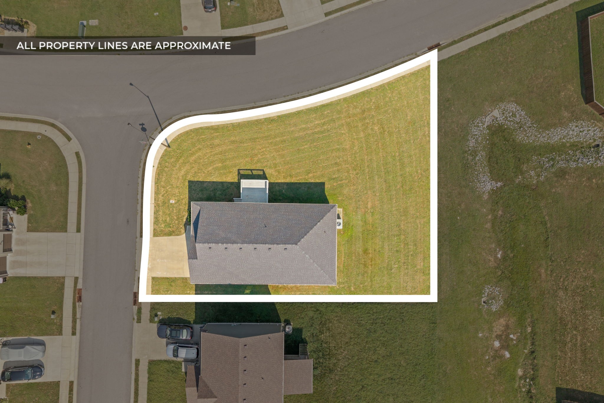 201 Geneva Ln