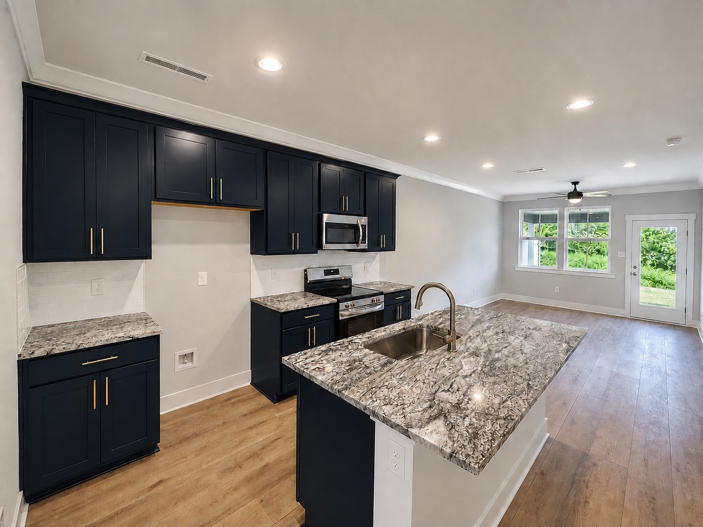 318 Panther Dr