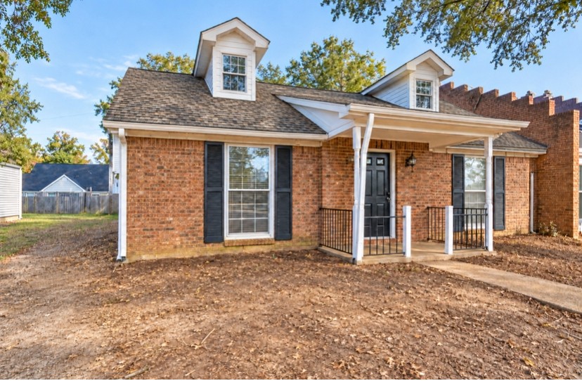 268 Hickory Trl