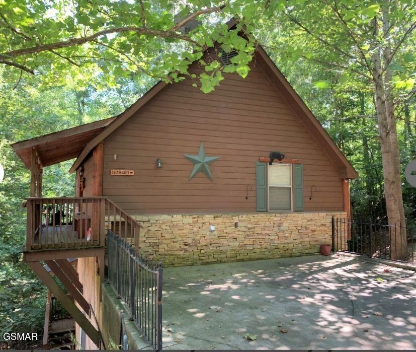335 Greenwood Way
