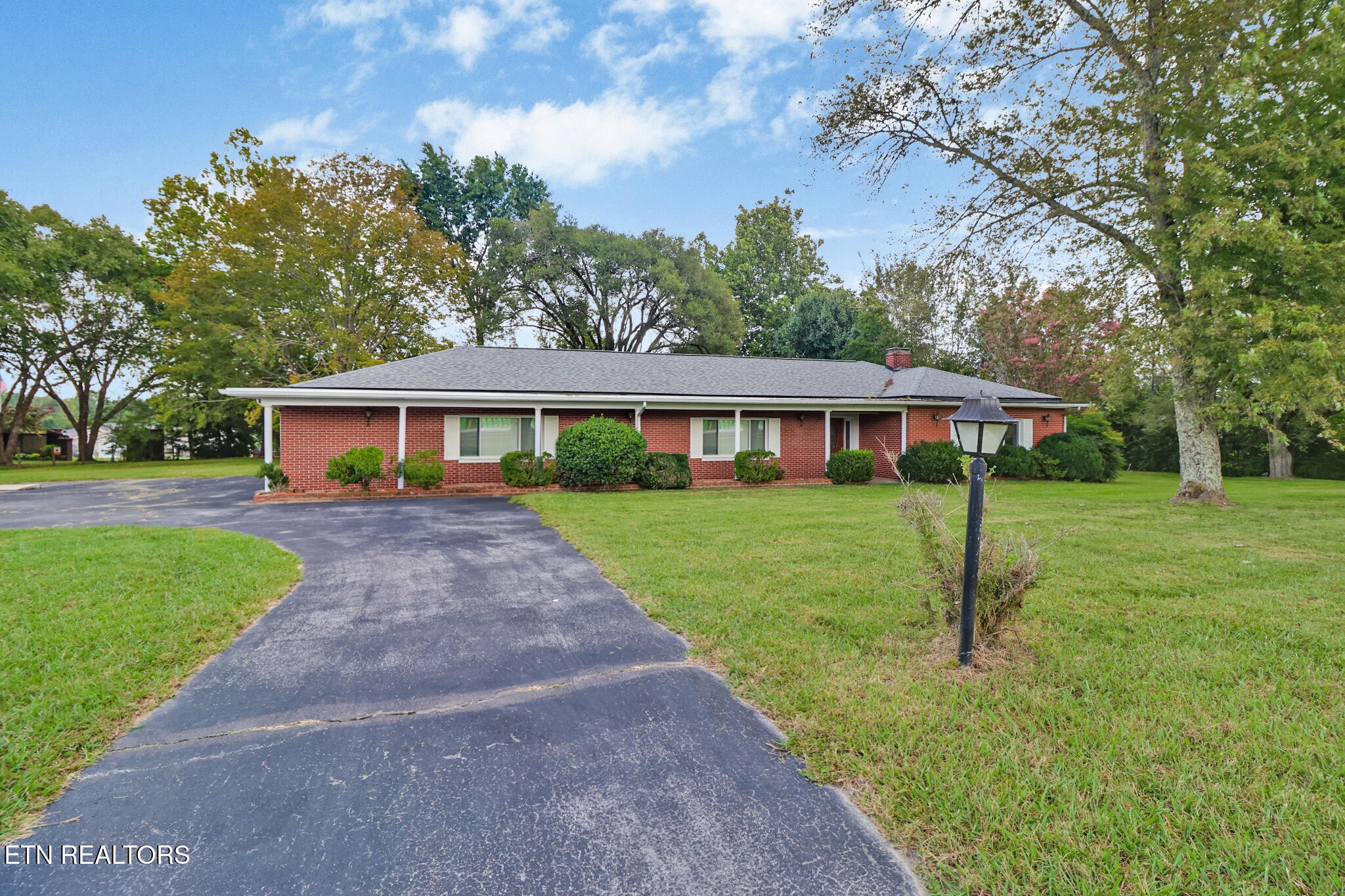1378 Sparta Hwy