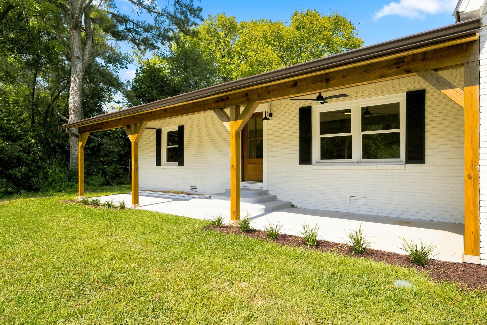 1548 Roy Sellers Rd
