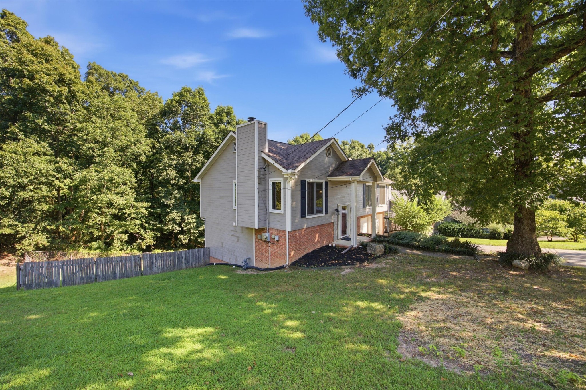 6821 Benwood Drive