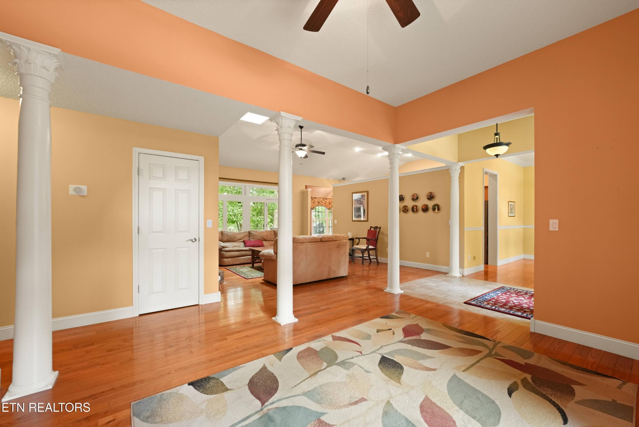 18 Mountain View Circle