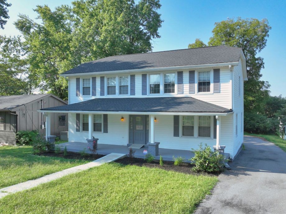 102 Becker Ave