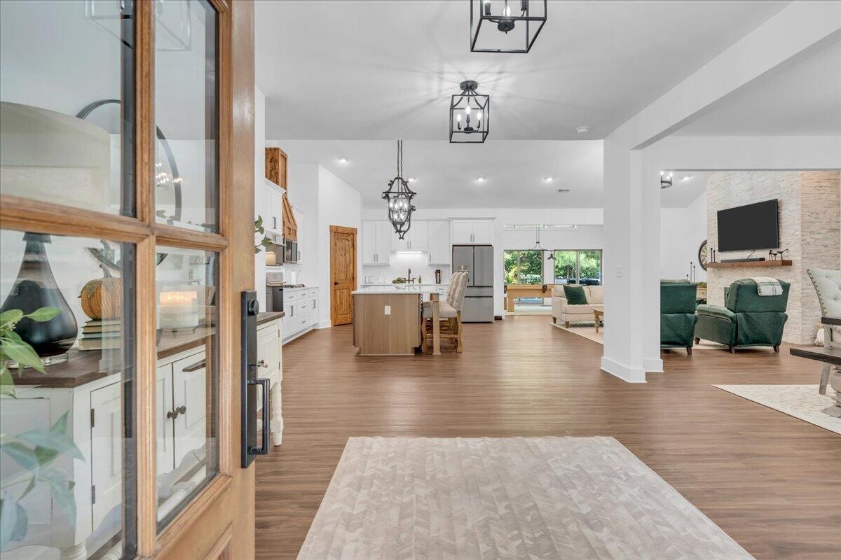 670 Cherokee Path