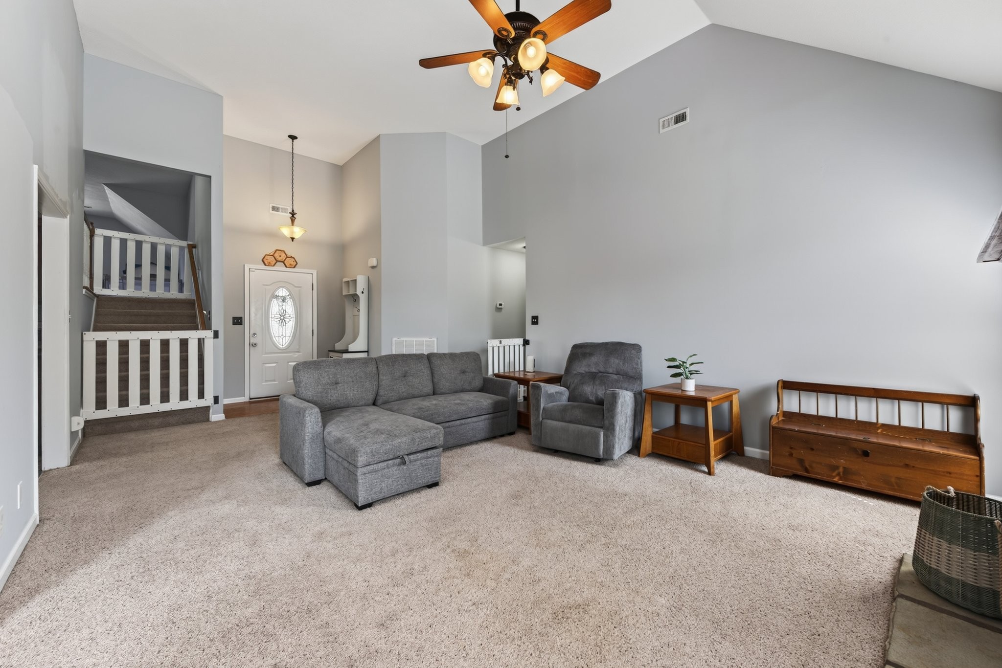 1809 Patricia Dr