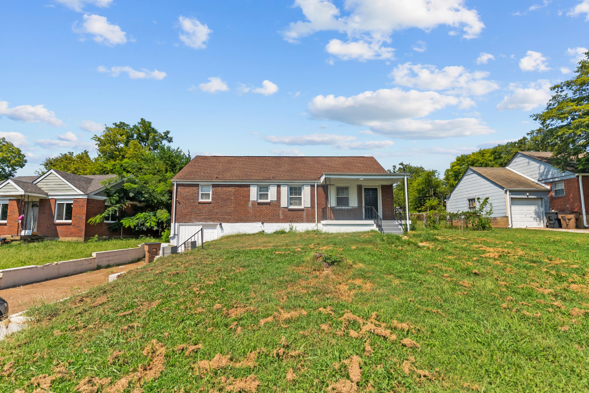 1216 Vultee Blvd