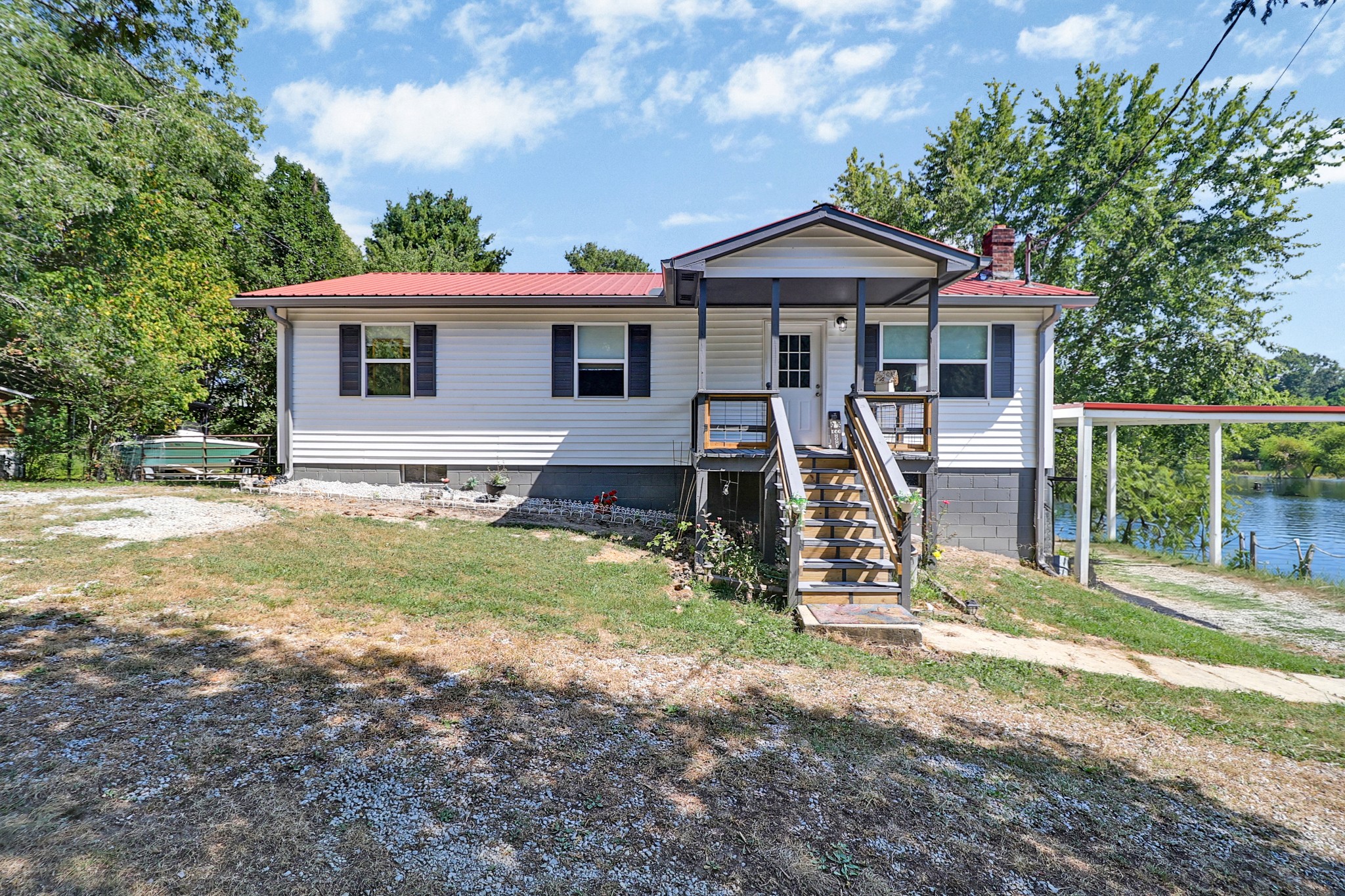 515 Silver Lake Dr