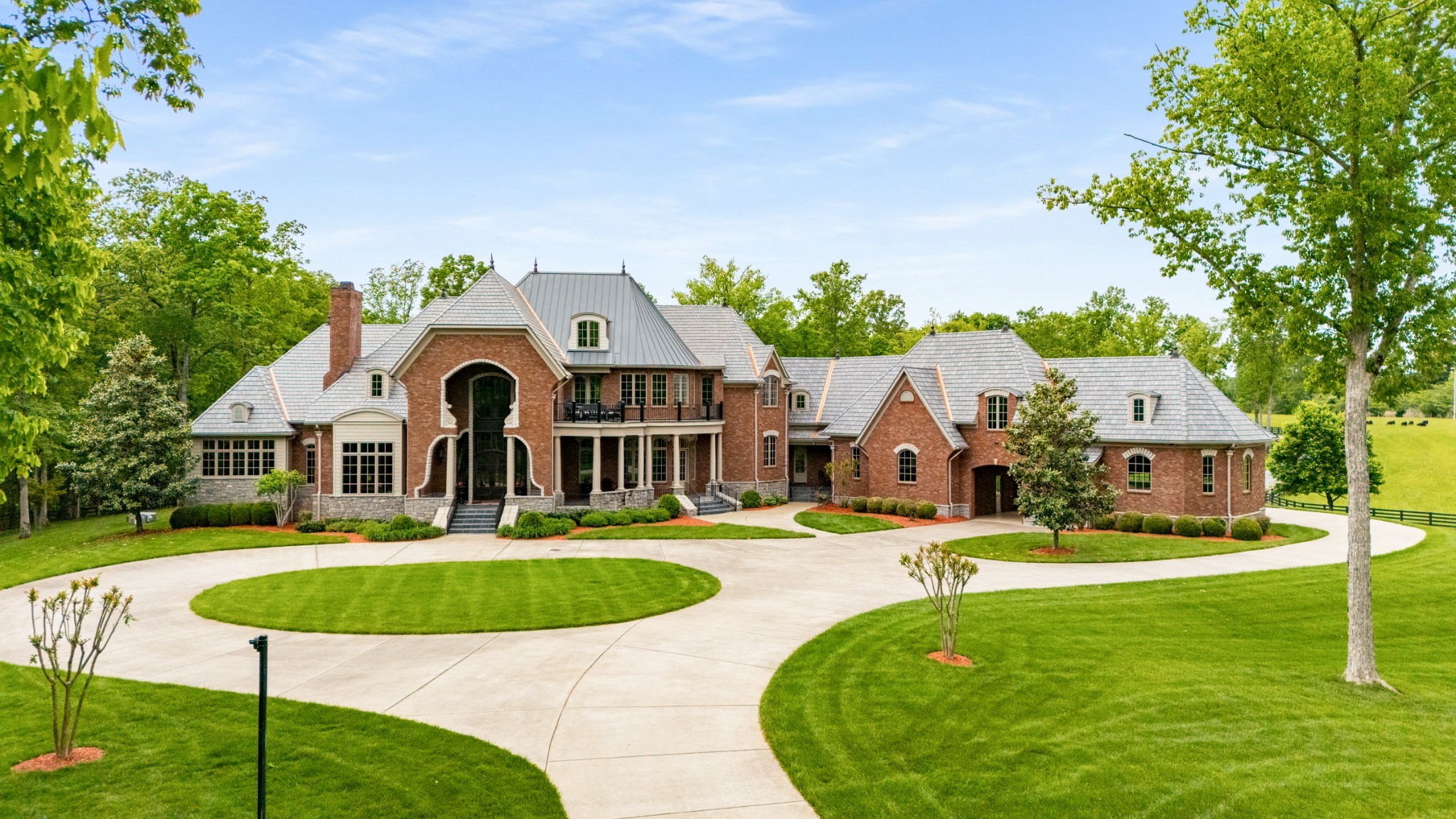 2925 Old Clarksville Pike