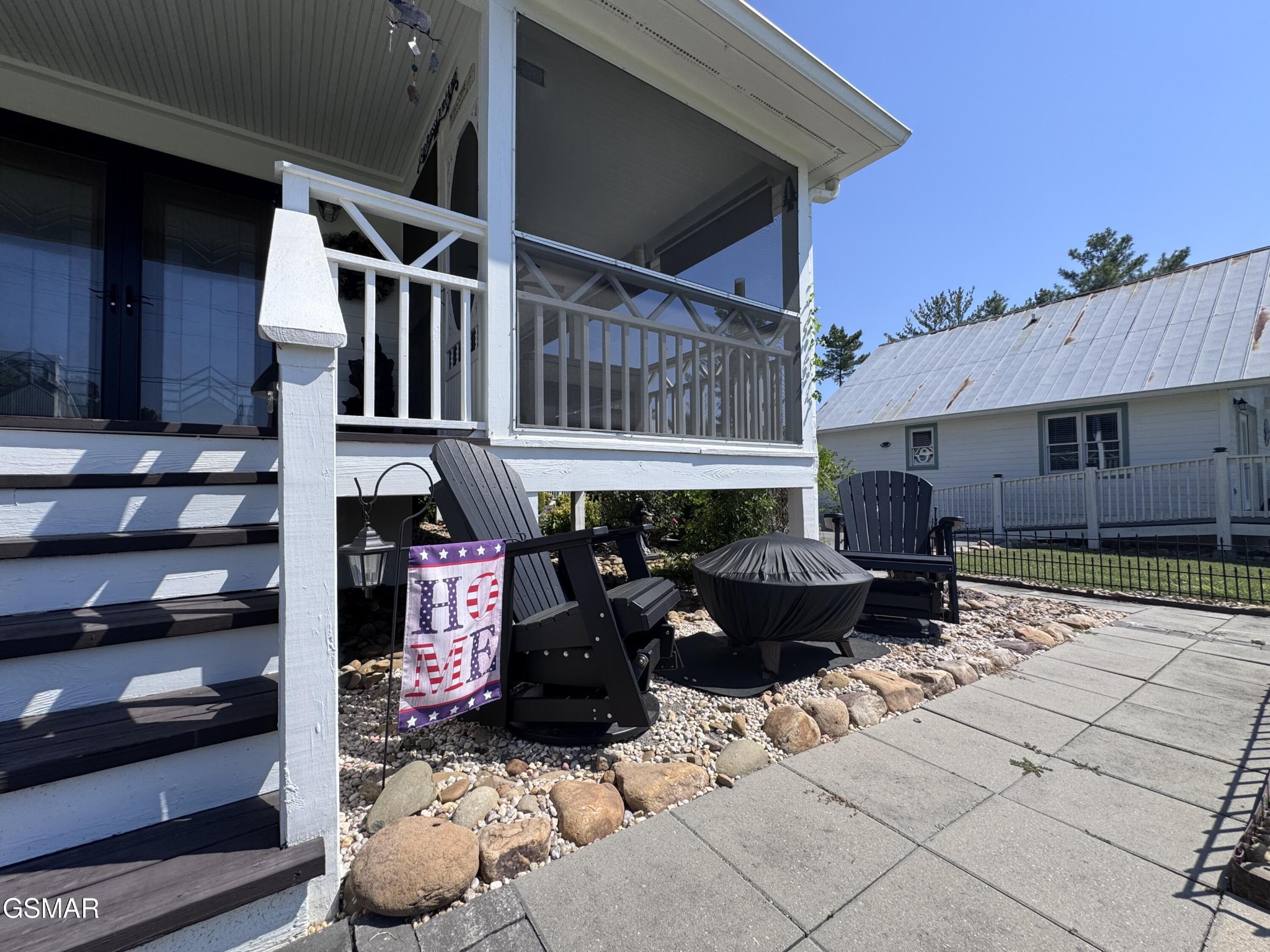 424 Country Path Way