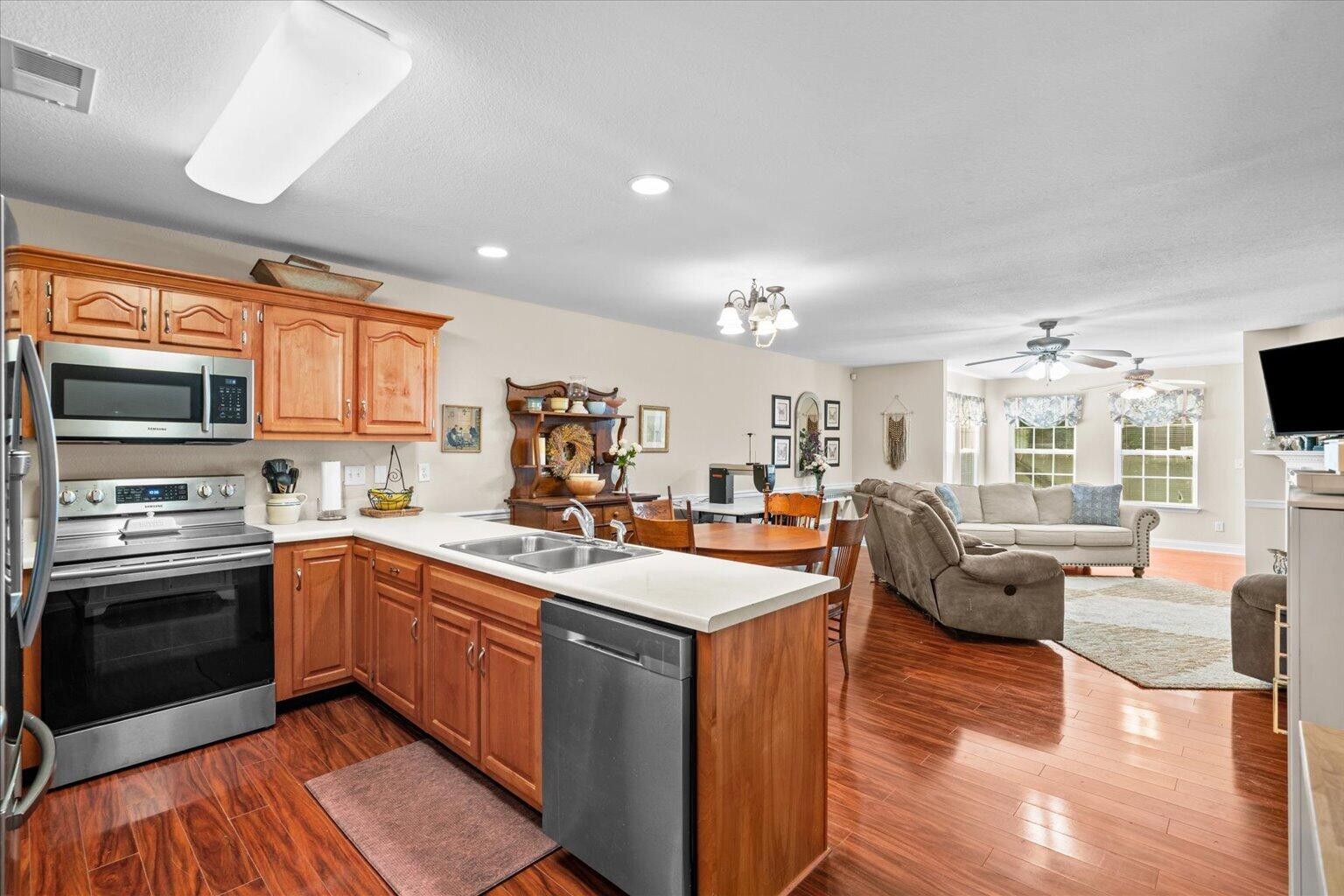 72 Limestone Dr