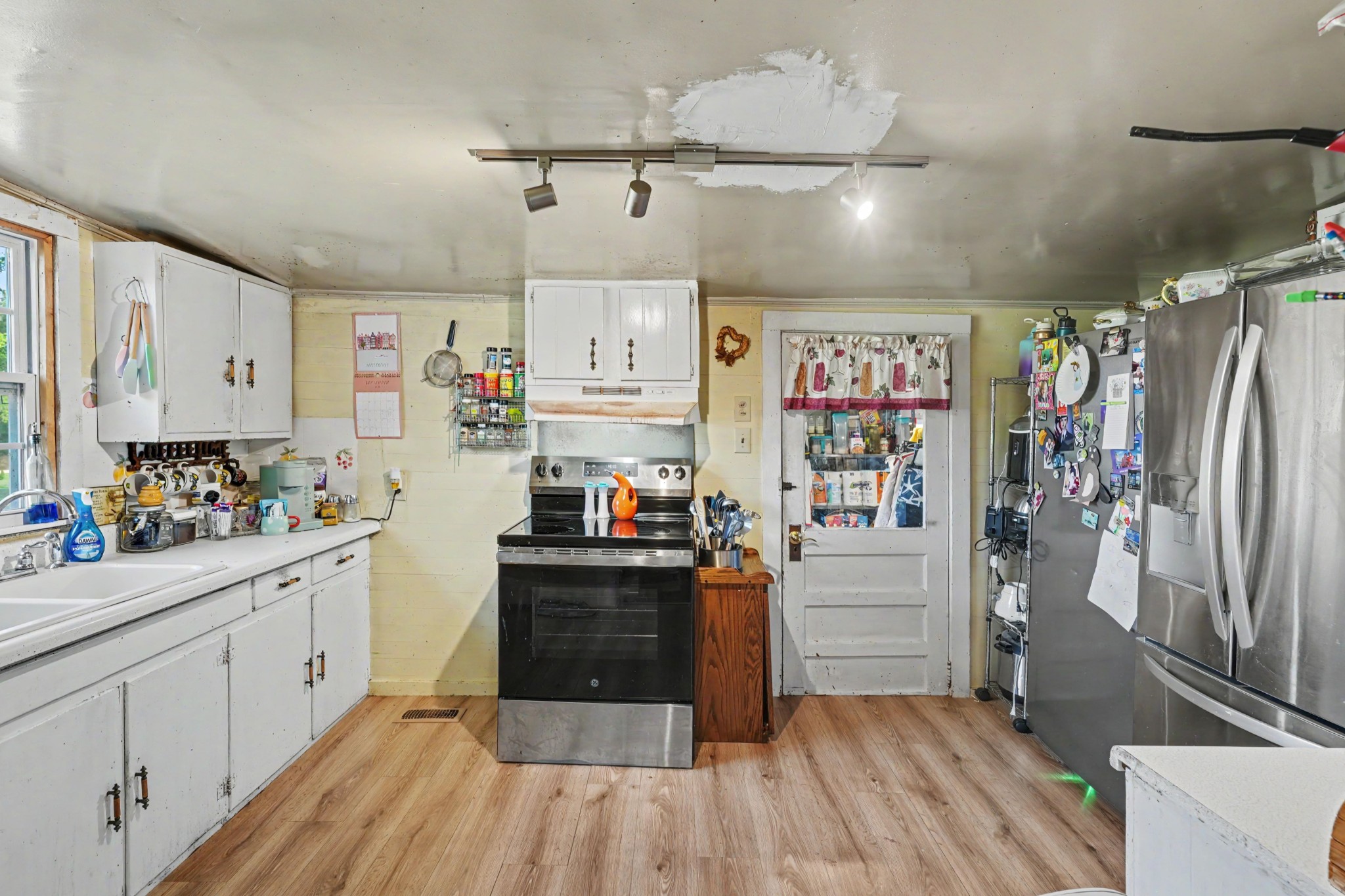 1163 Old Williamsport Pike