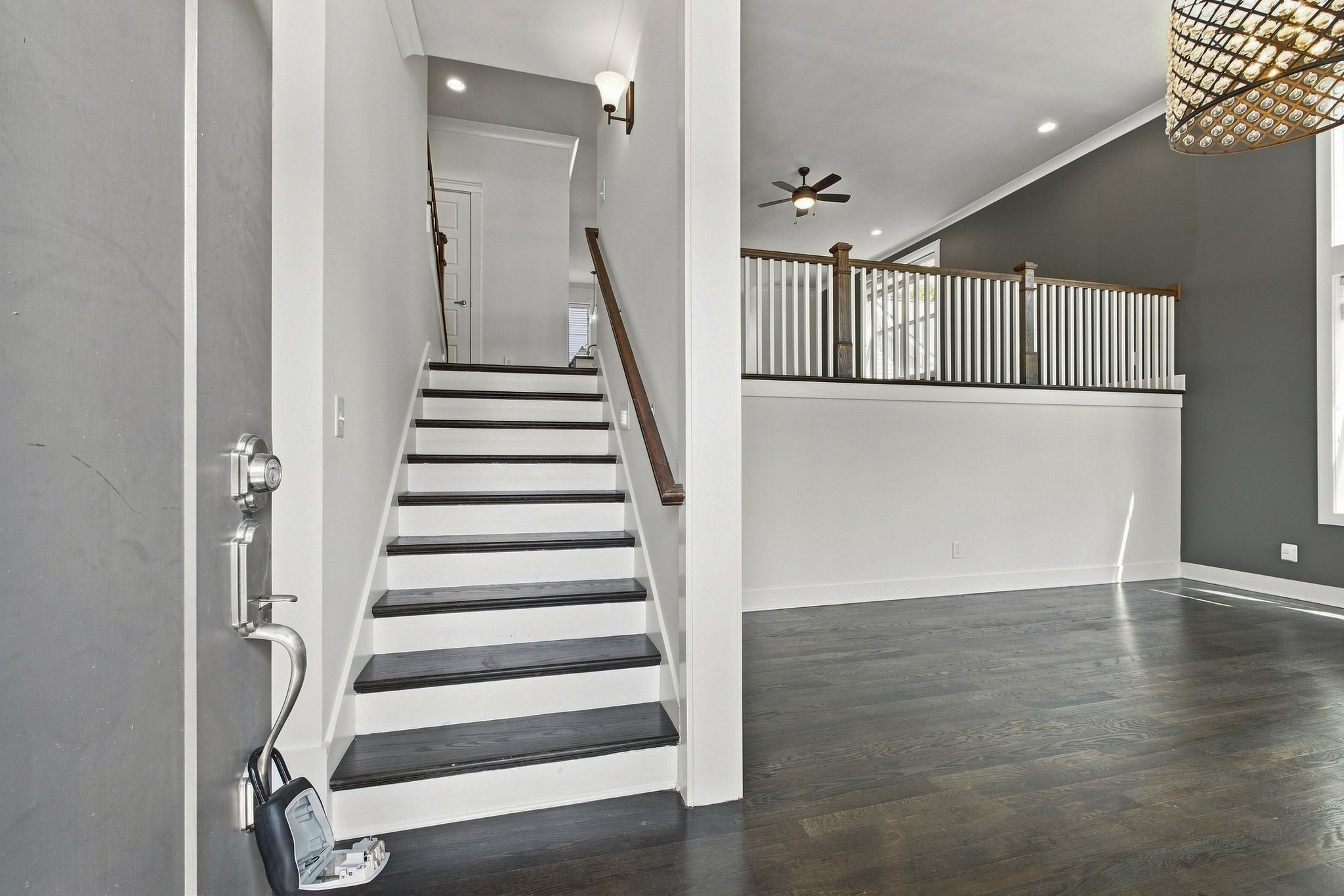 526 Wedgewood Ave
