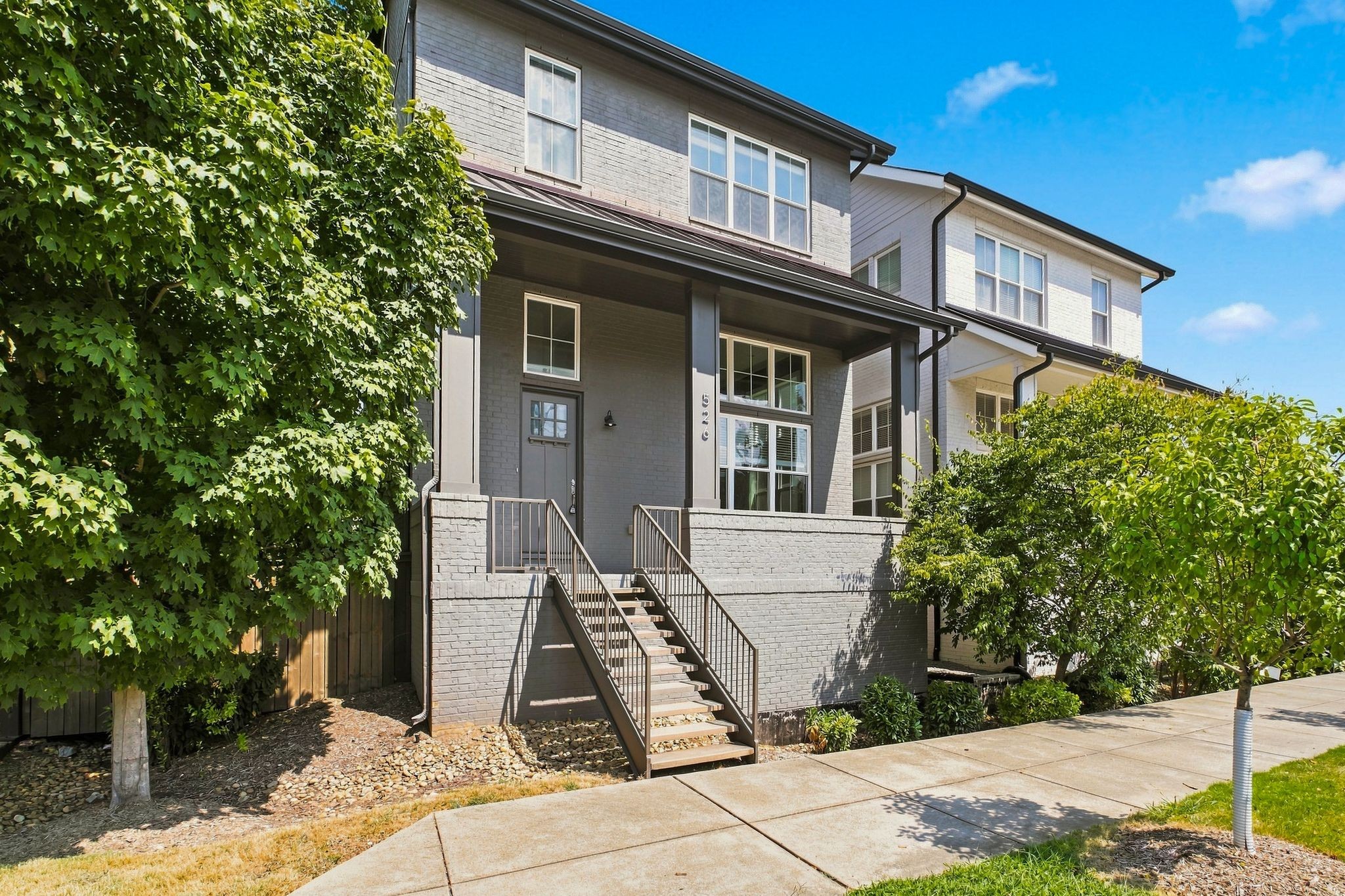 526 Wedgewood Ave