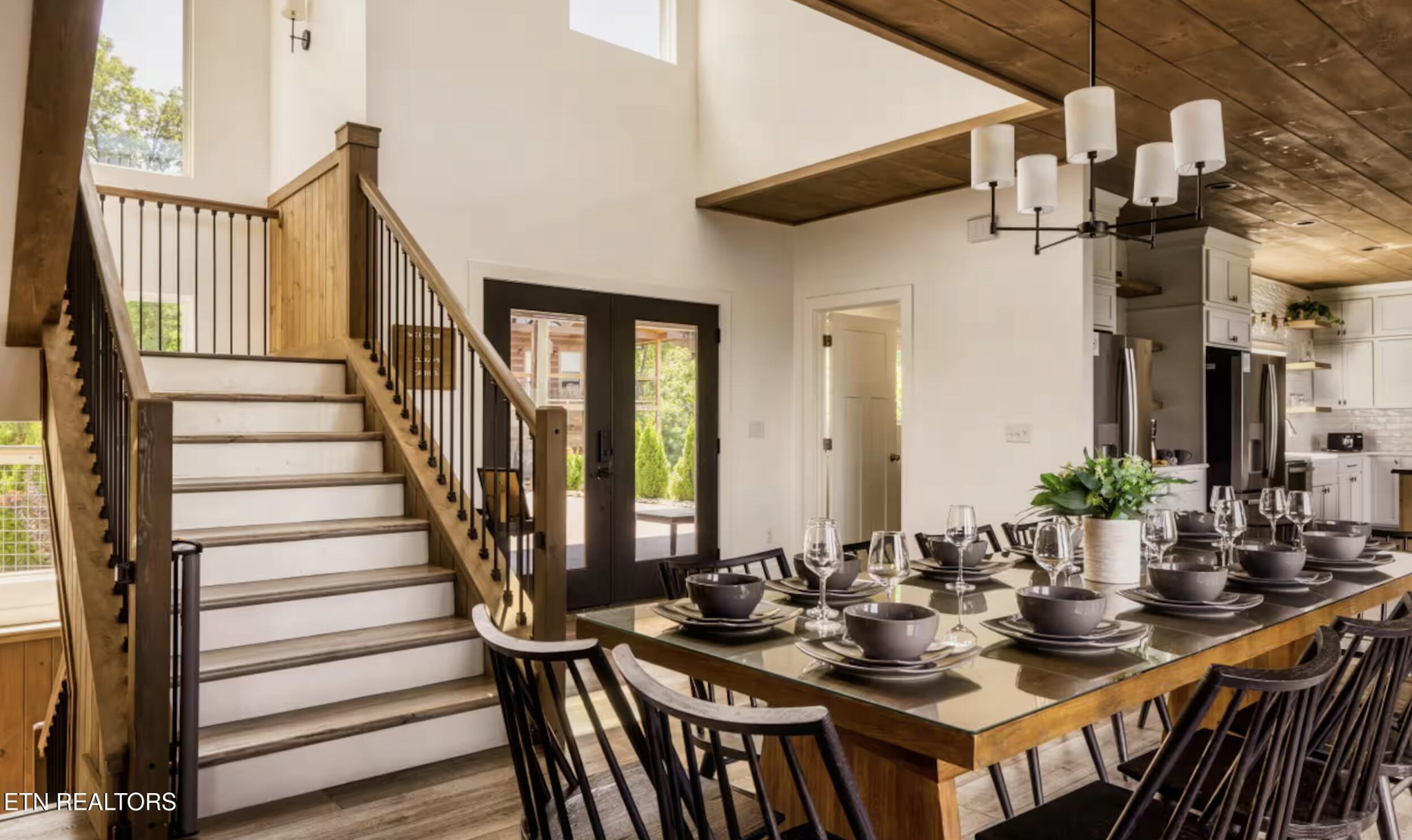 720 Short Ridge Court