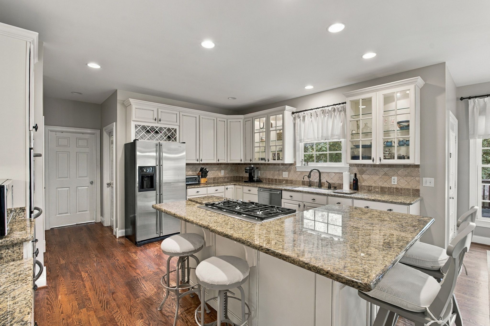 752 Adkisson Ln