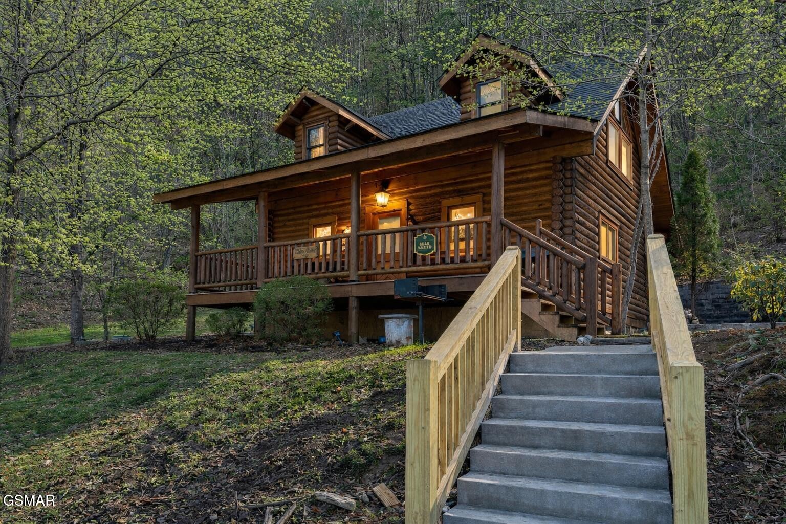 3221 Smoky Ridge Way