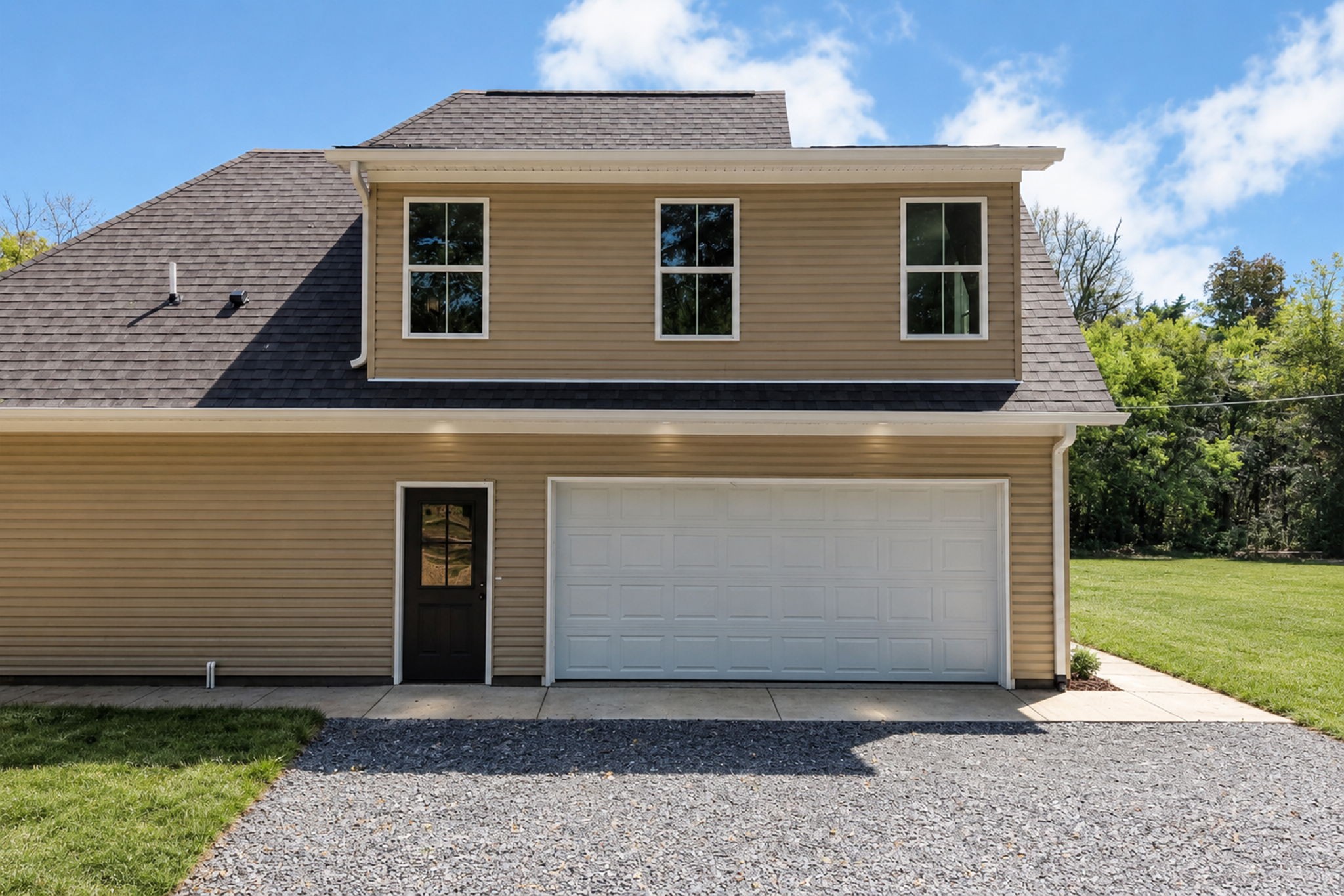 2554 Highway 41A, N