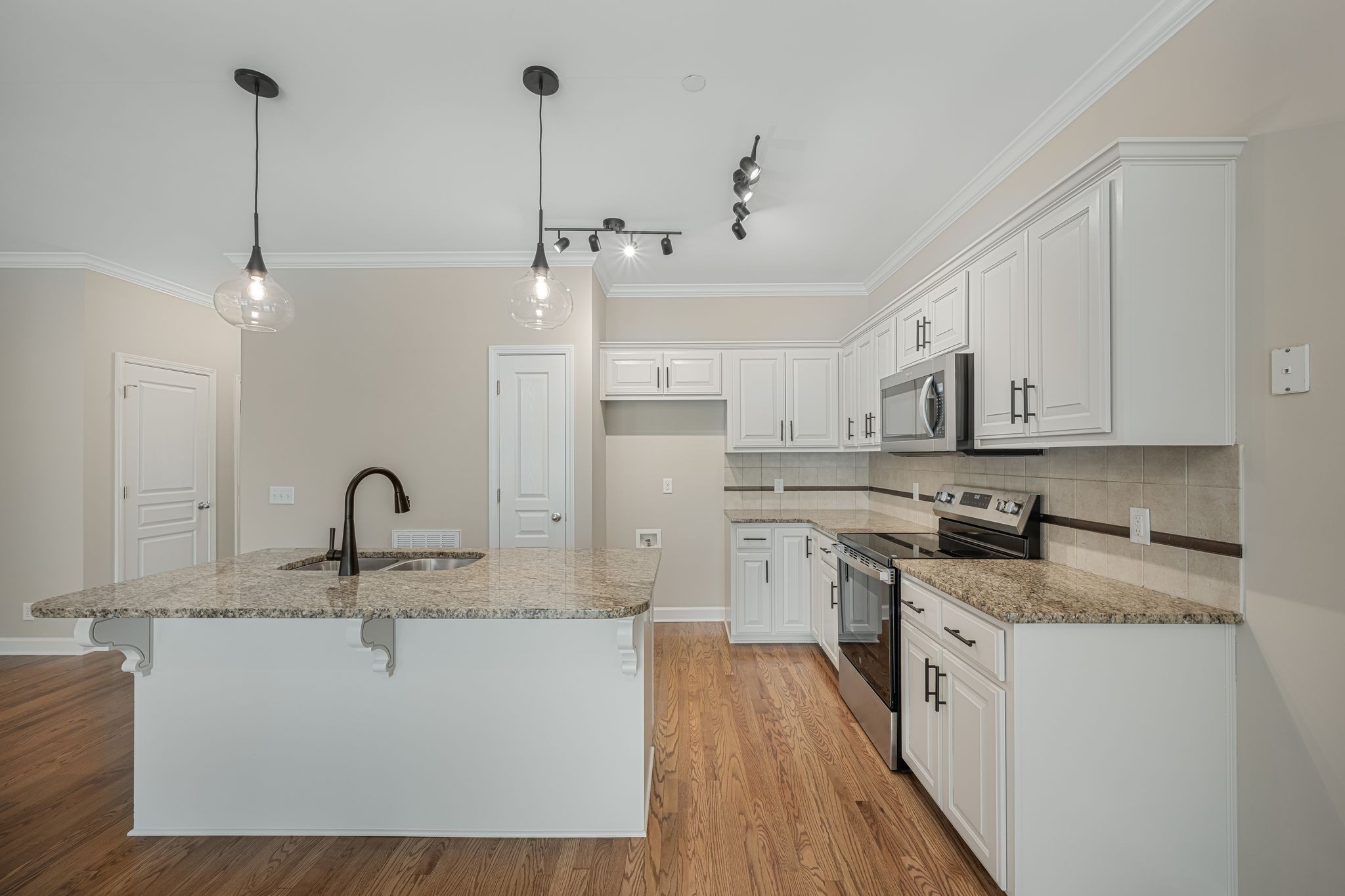 171 Avalon Dr