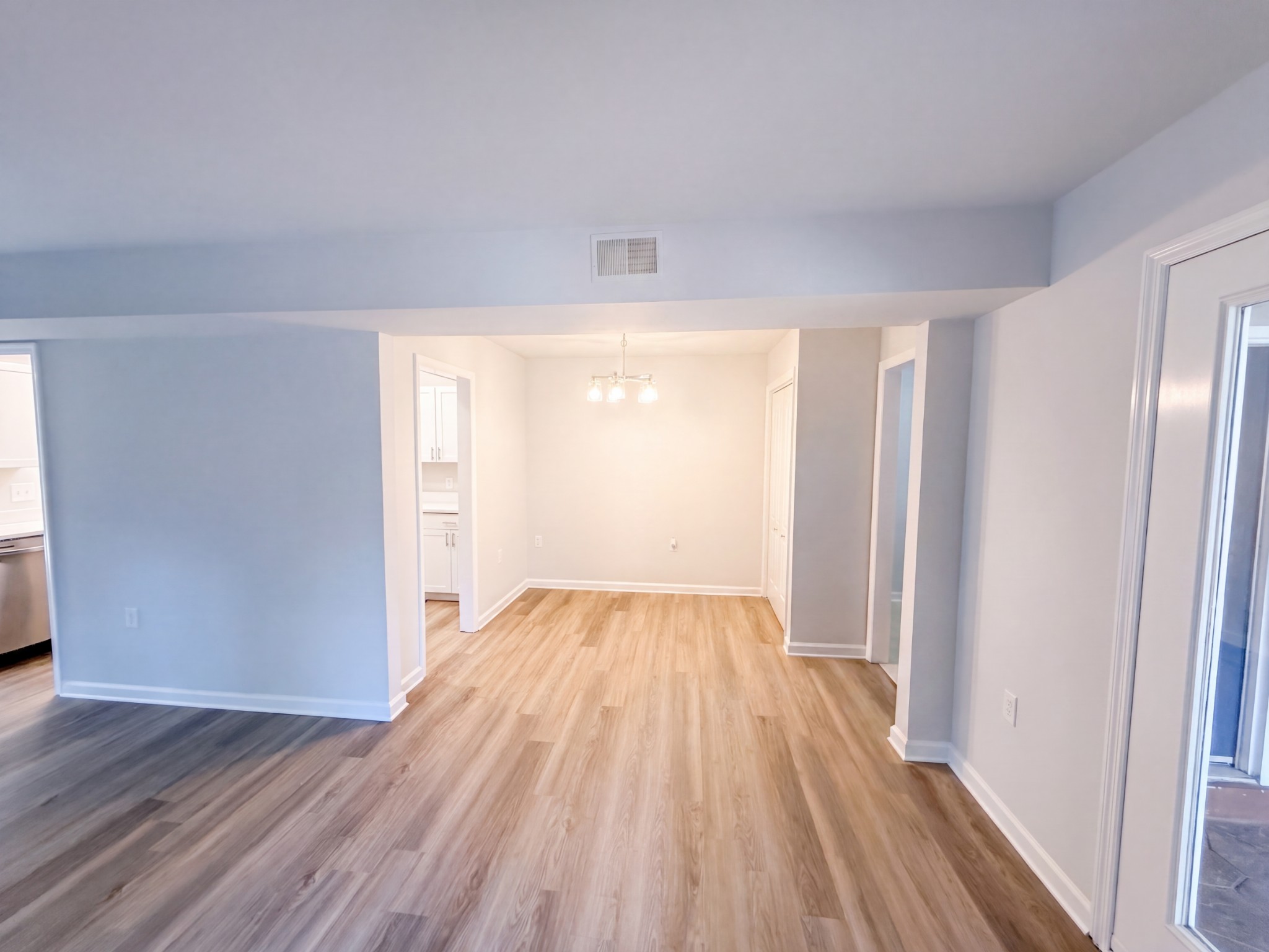 5025 Hillsboro Pike
