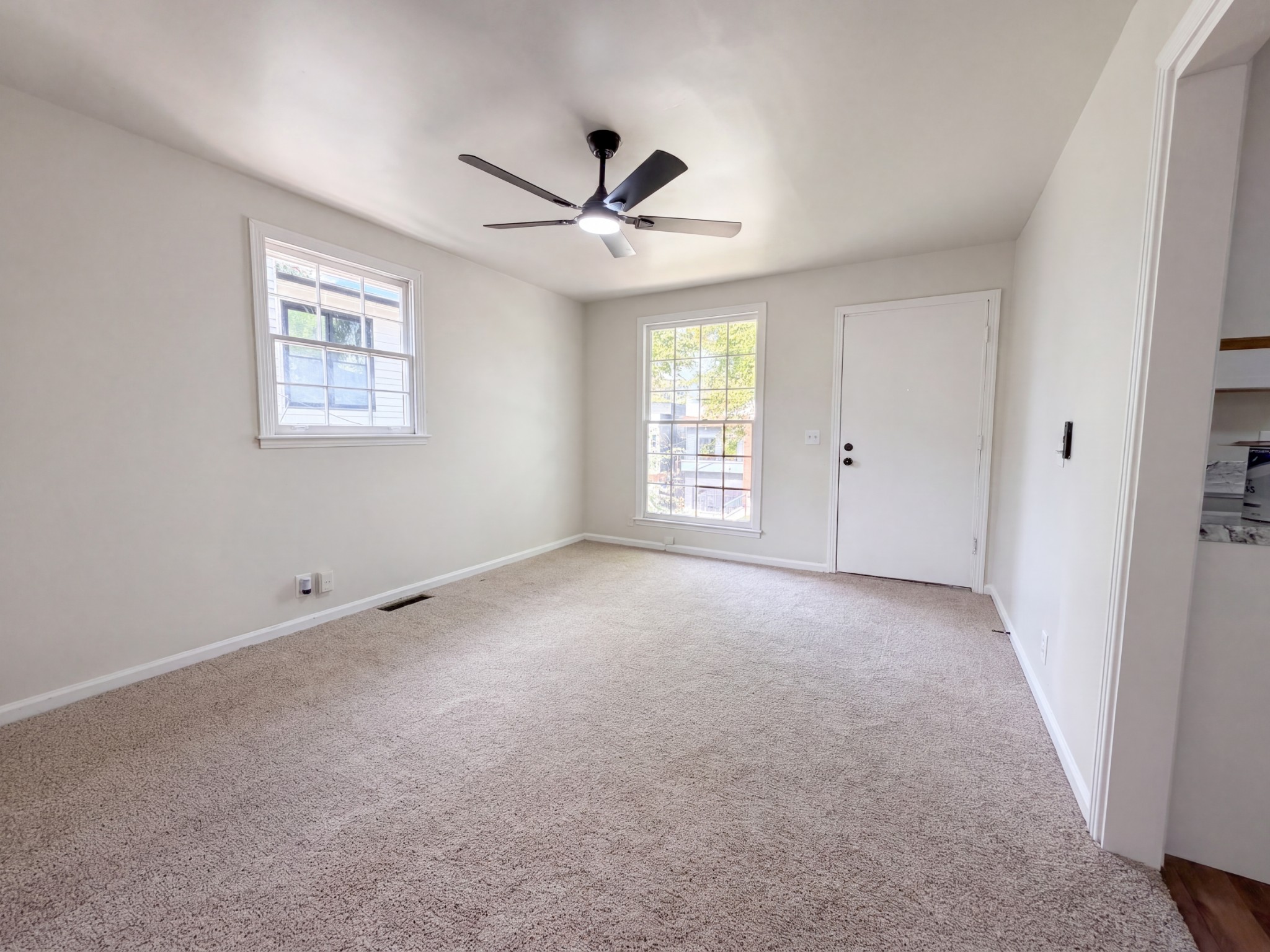 1004 Glenview Dr