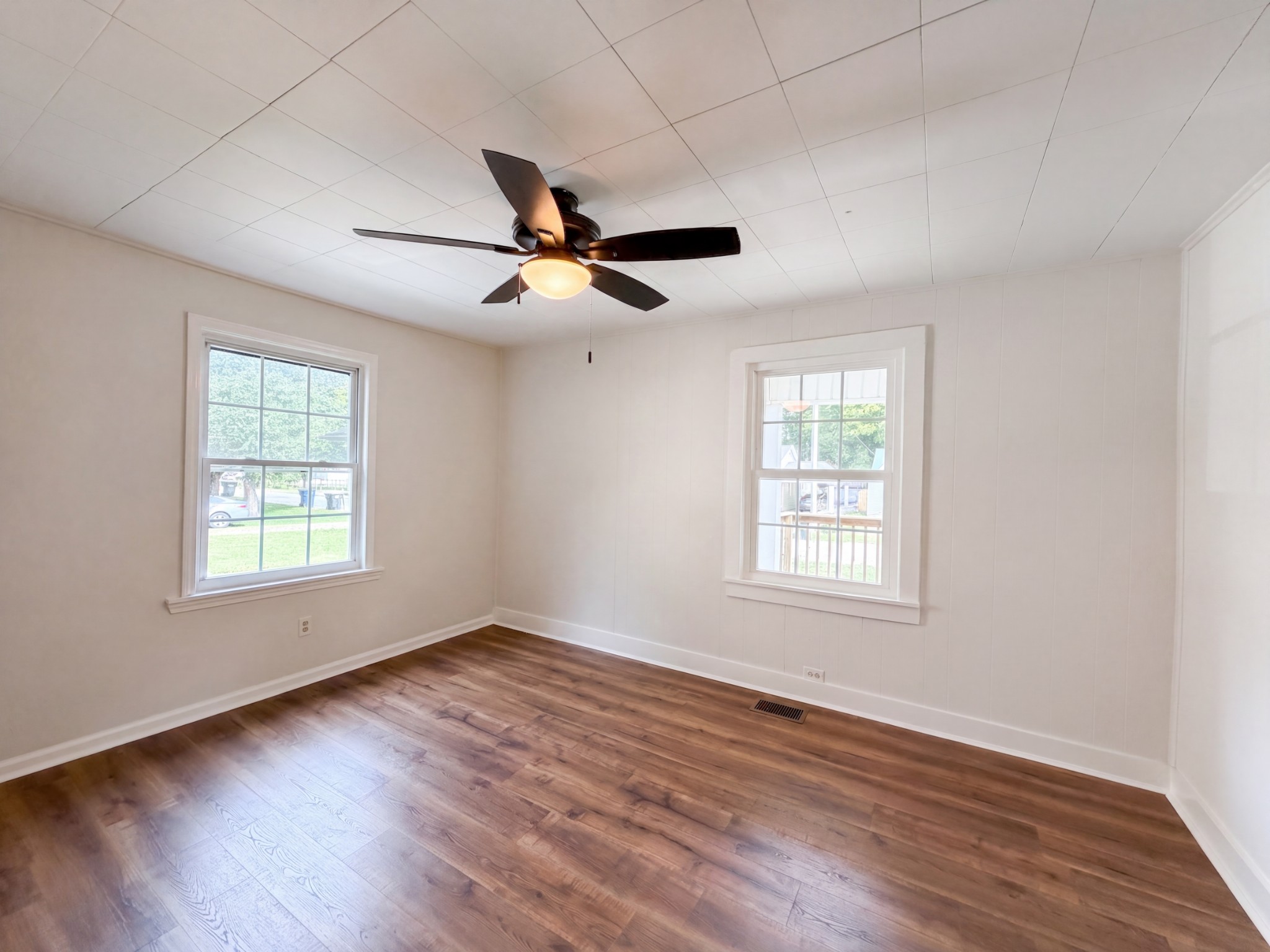 144 Morningside Ln