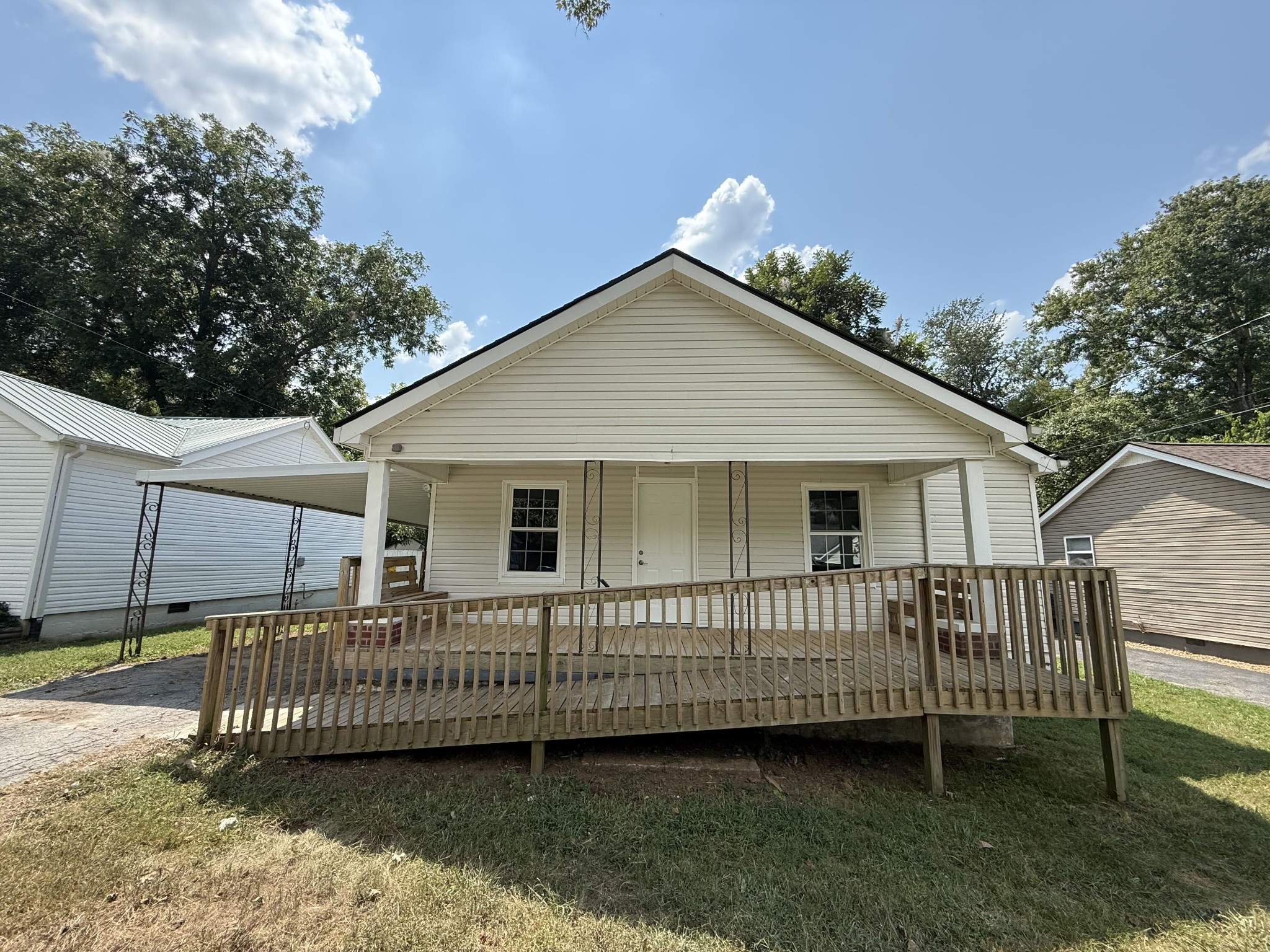144 Morningside Ln