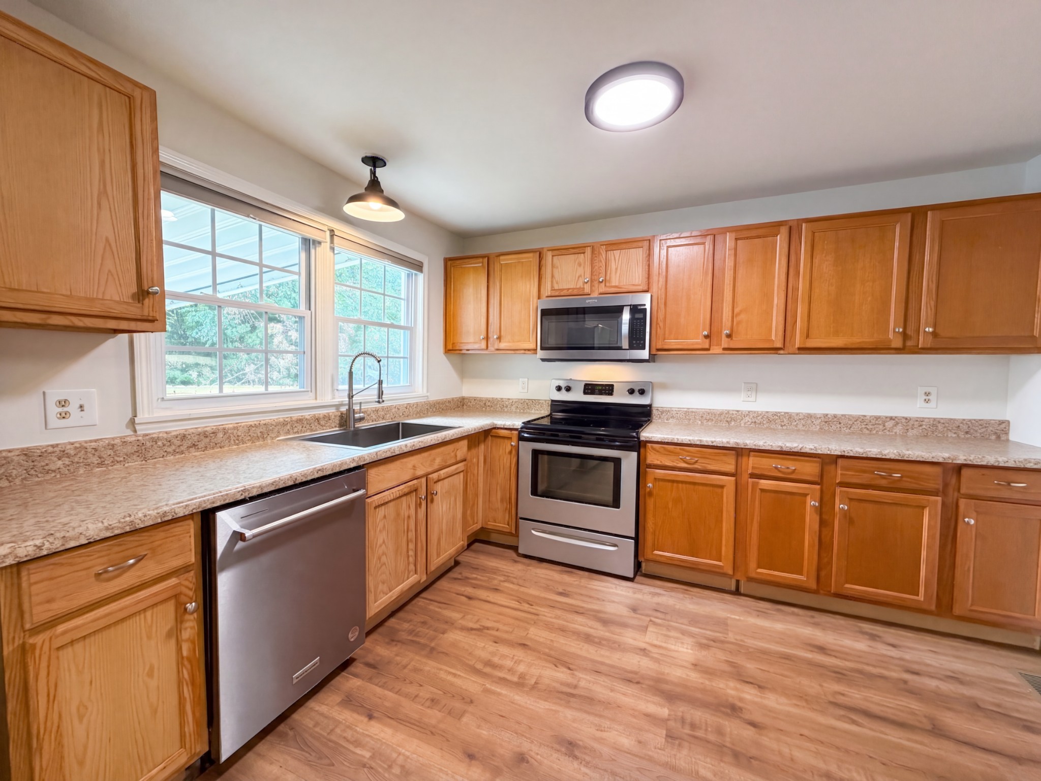 144 Morningside Ln