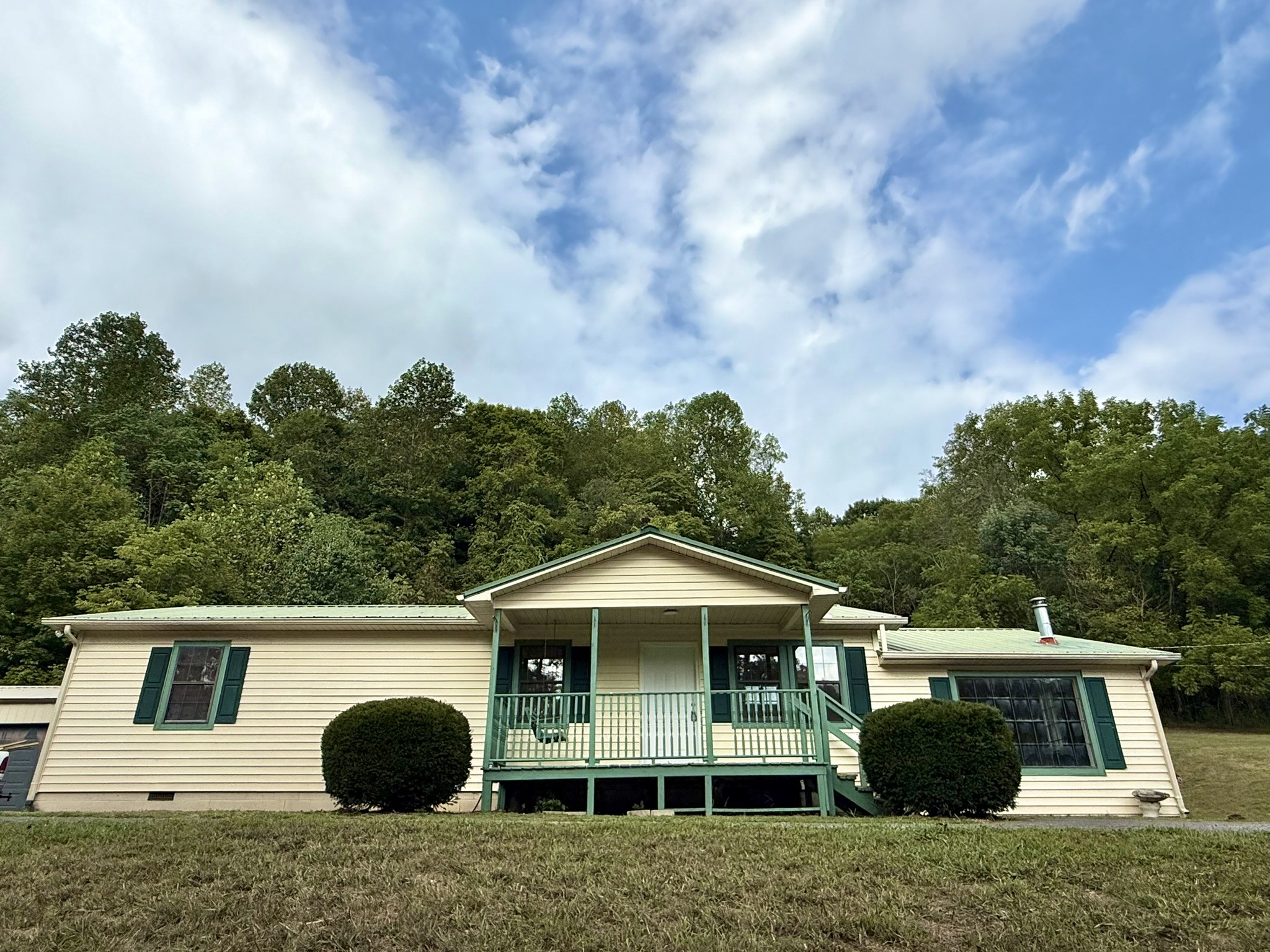 1927 Hurricane Creek Rd