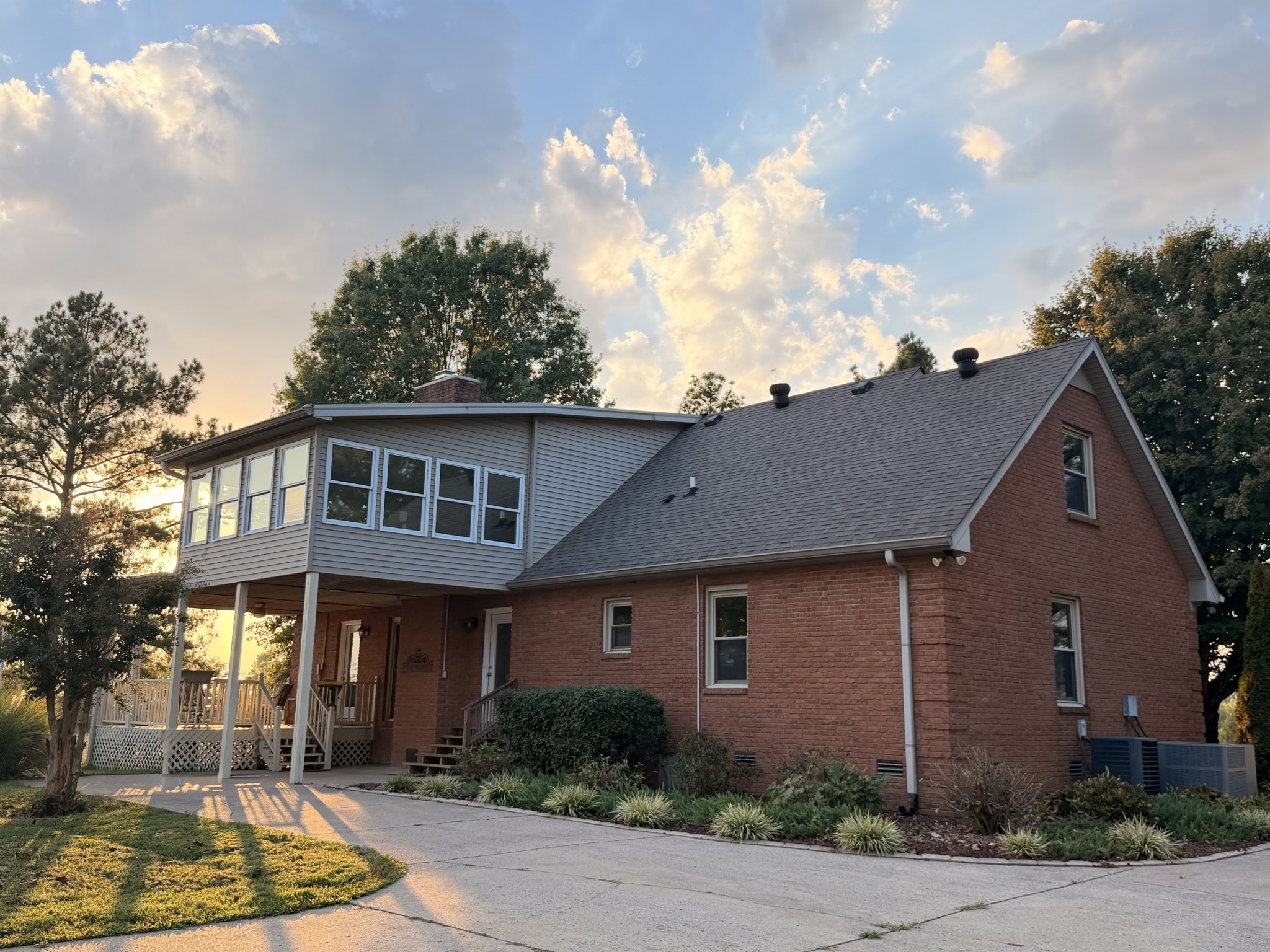 300A Governor Hall Rd