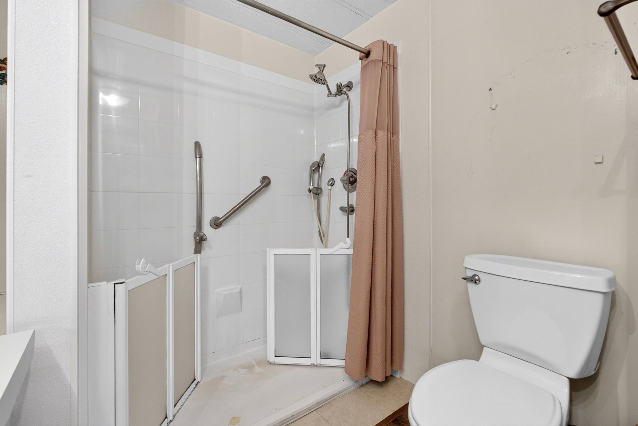 401 Hermitage Cir
