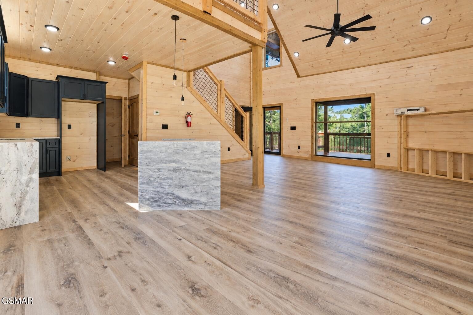 3004 Crestview Court