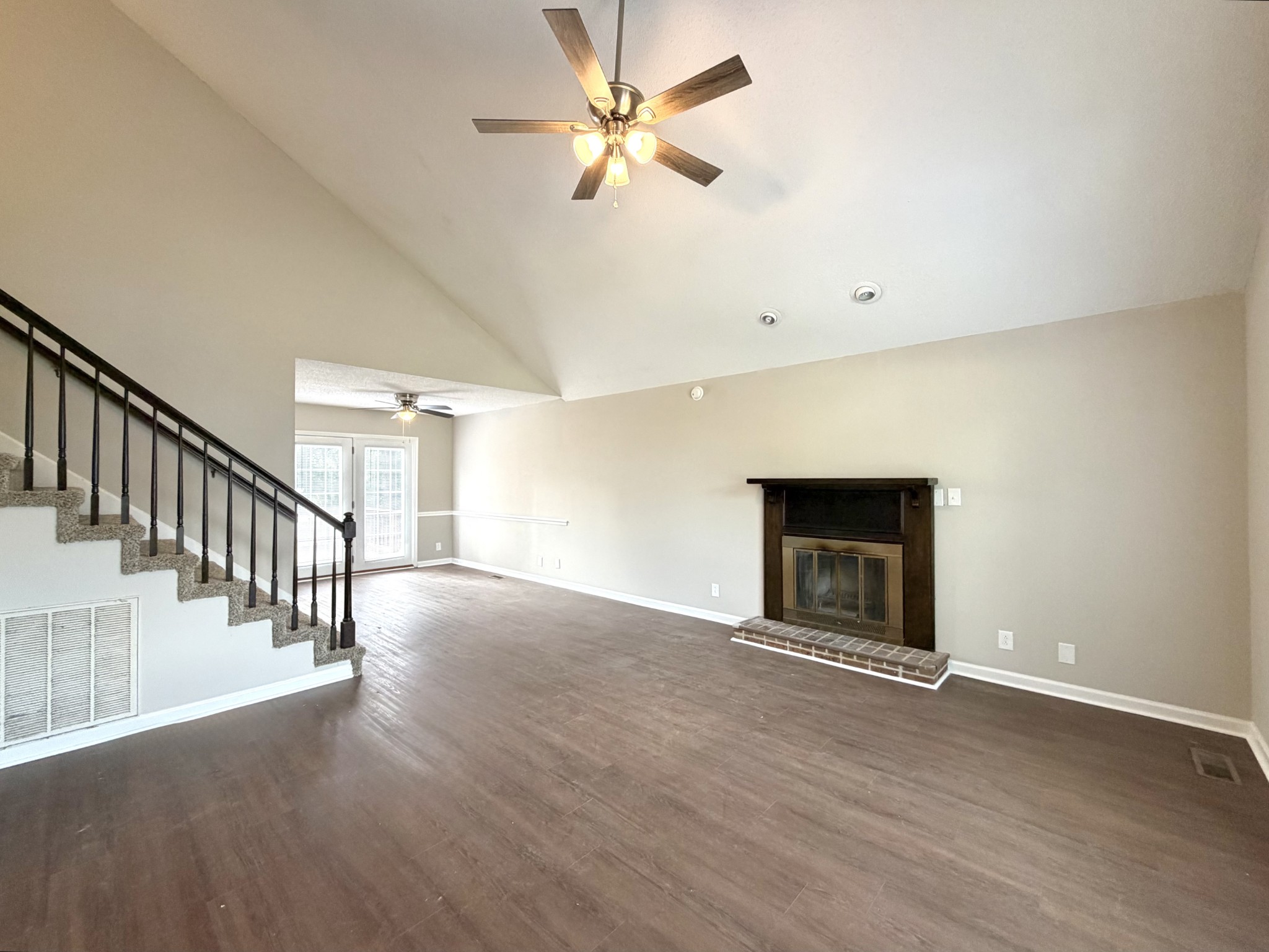 2126 Single Tree Dr